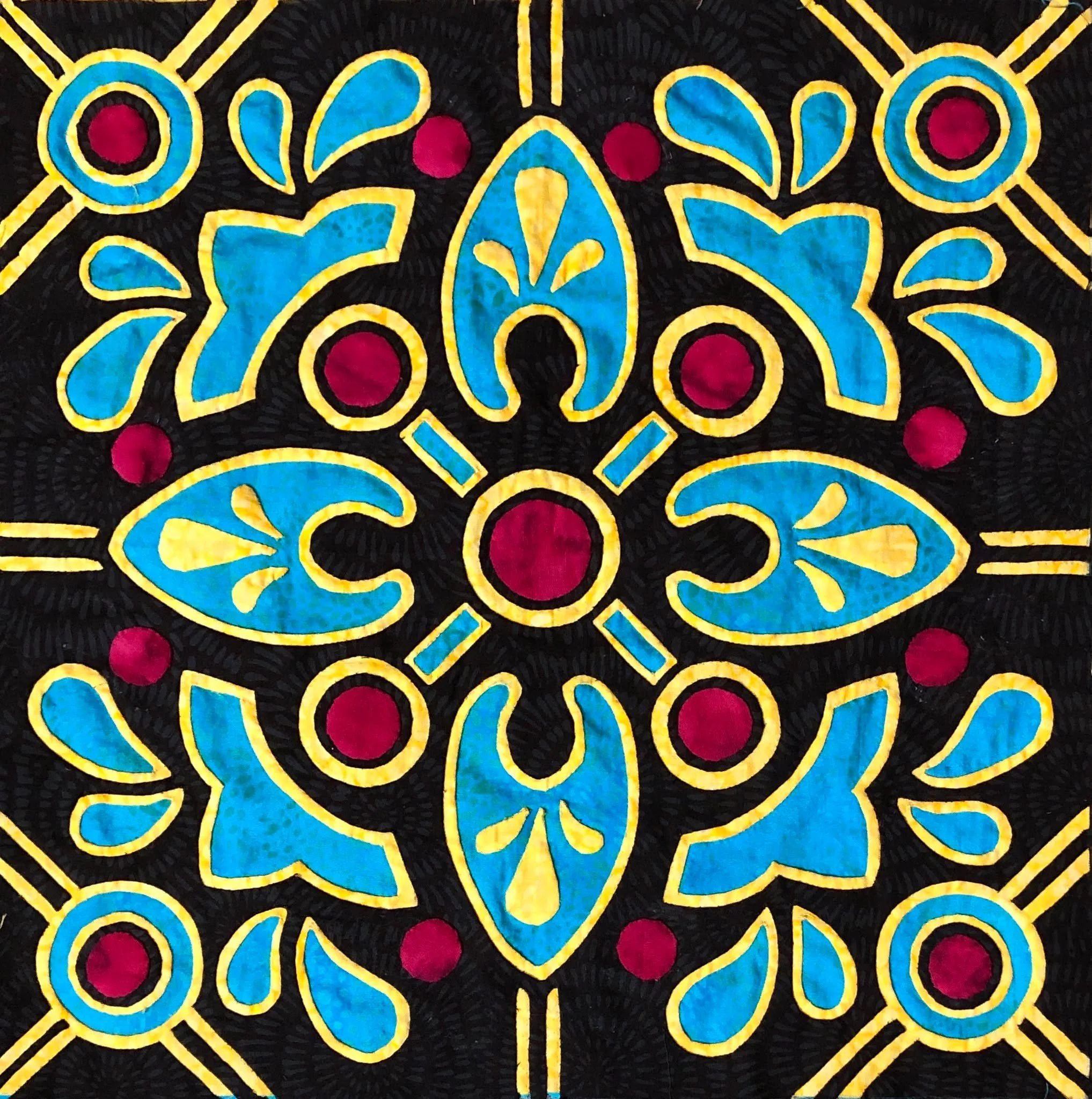 💫 Unlock Your Creative Potential 💫 - Join Margaret Willingham at AQS QuiltWeek Daytona! For 😍Create Mola Magic😍 workshop Feb. 19, Thursday, 8:30 am - 4:00 pm @aqsonline 
Discover the joy of creating stunning Molas with Eye of the Beholder's innov