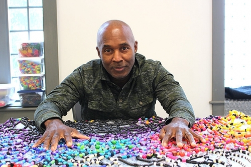 BLANKETING SHREVEPORT COMMUNITY ENGAGES IN ART TO PROMOTE STORIES OF SHREVEPORT COMMON - BY LYDIA EARHART