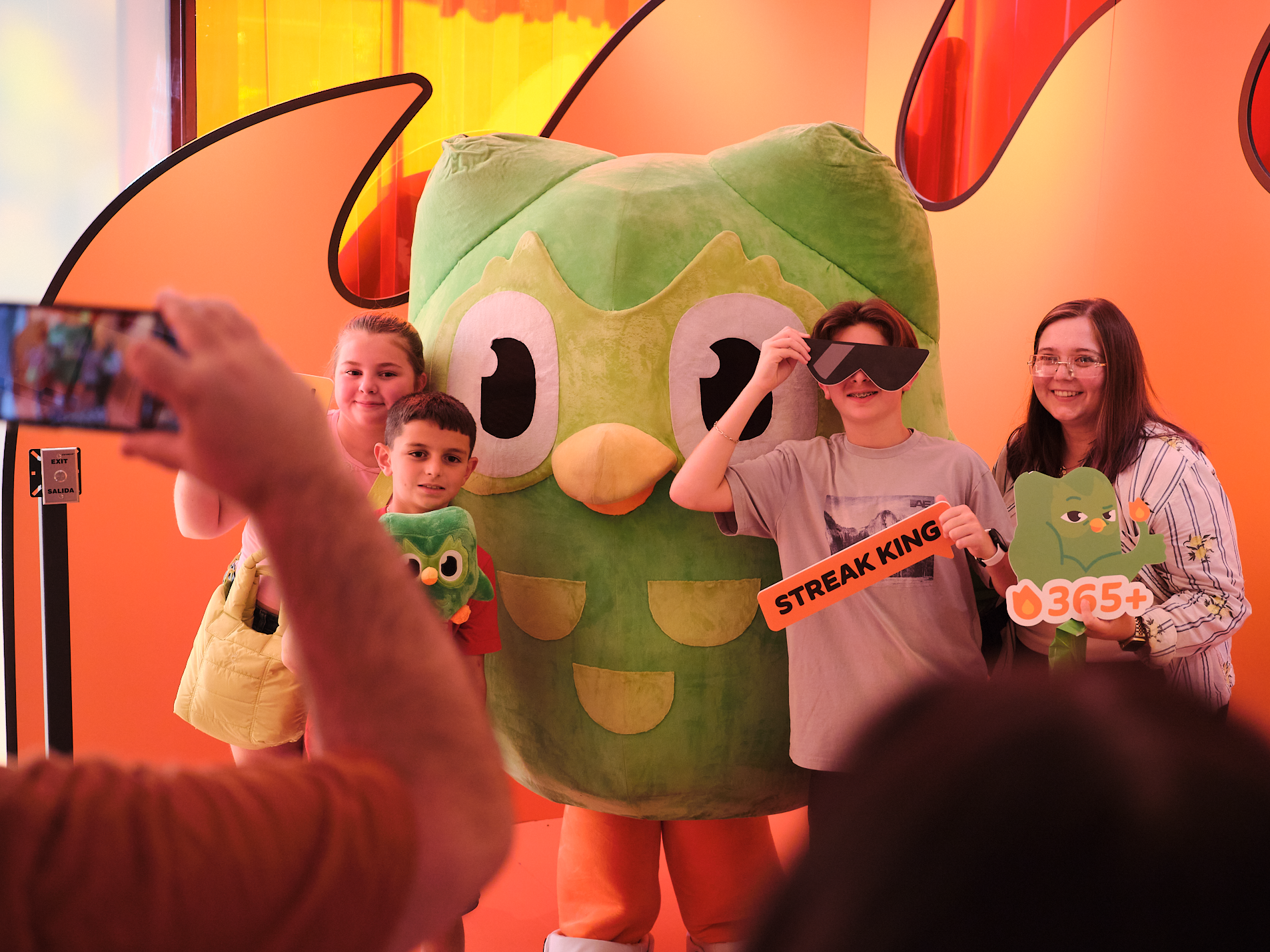 ... And for the very first time, Duo did a meet & greet with the public. 