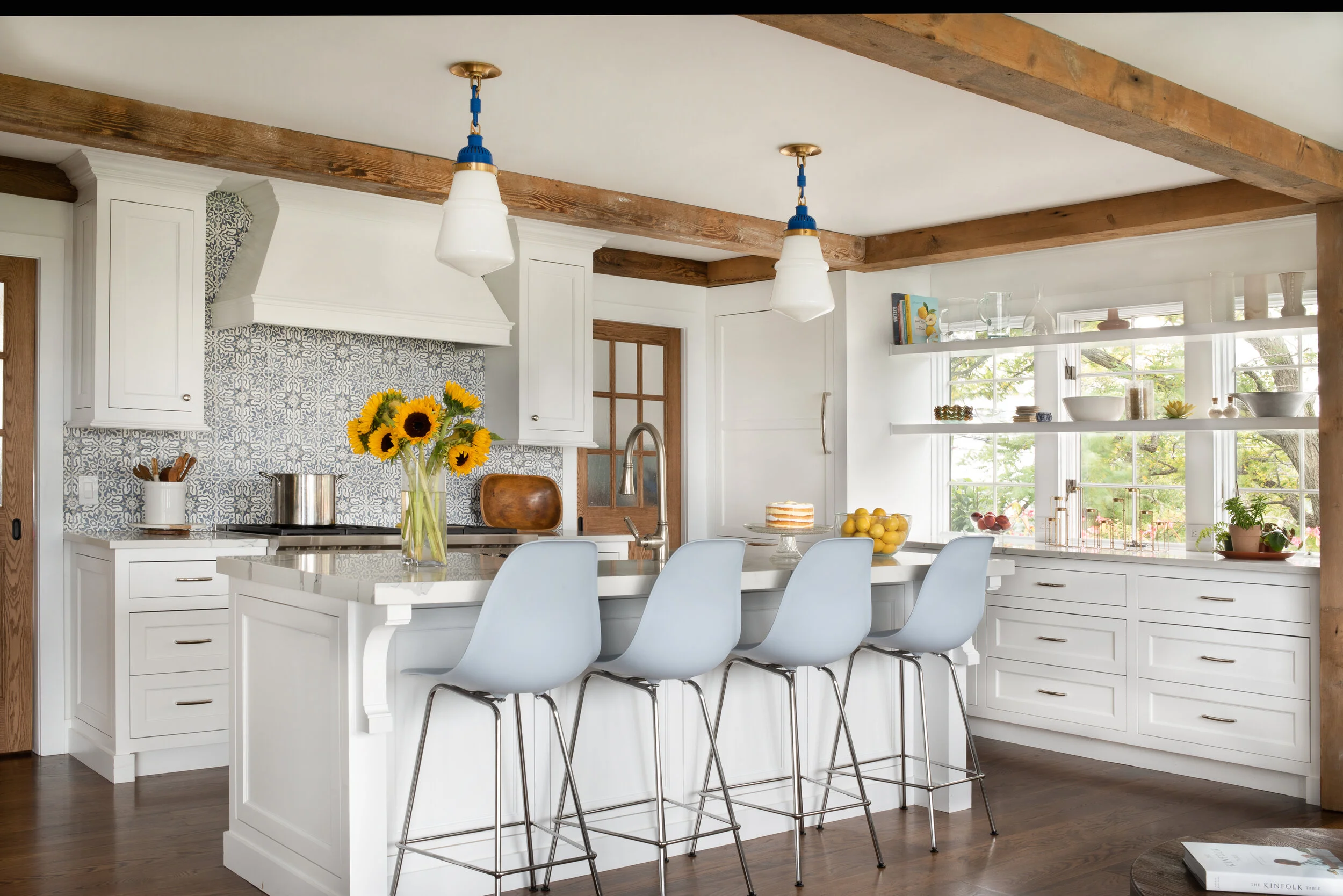 3EpicMad_17EBeachSt_Kitchen1-.JPG