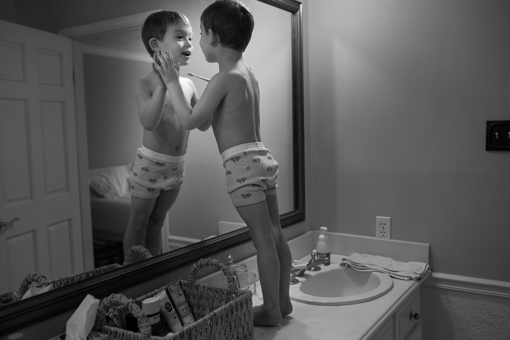 family photo session - boy standing on counter