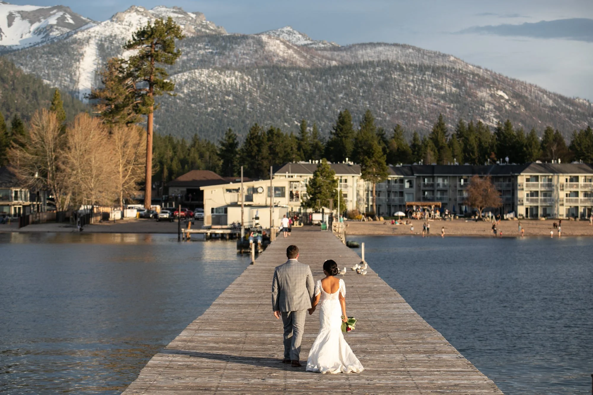 outdoor-winter-ceremony-lake-tahoe-wedding-photographer.jpg