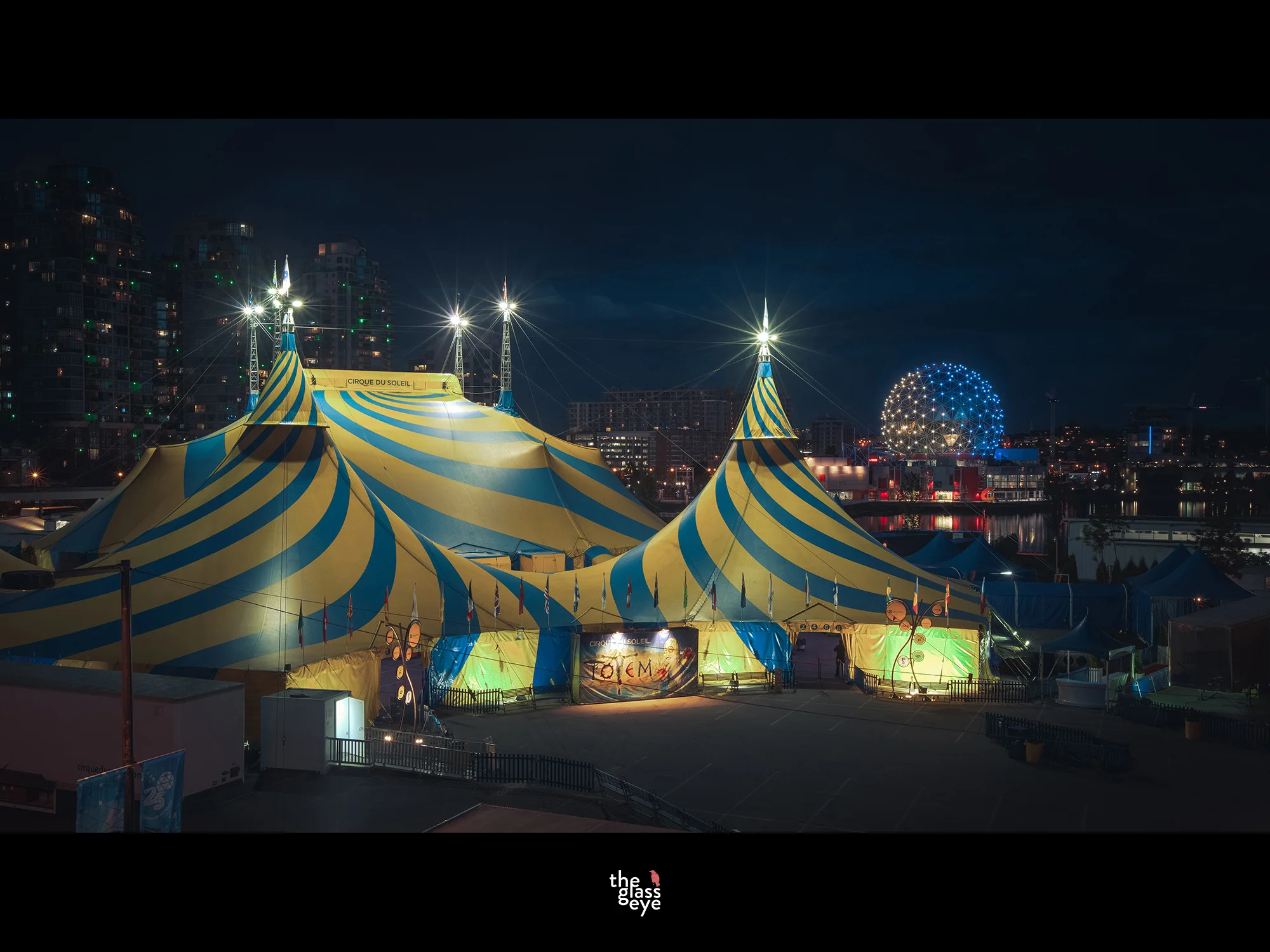 cirque bars.jpg