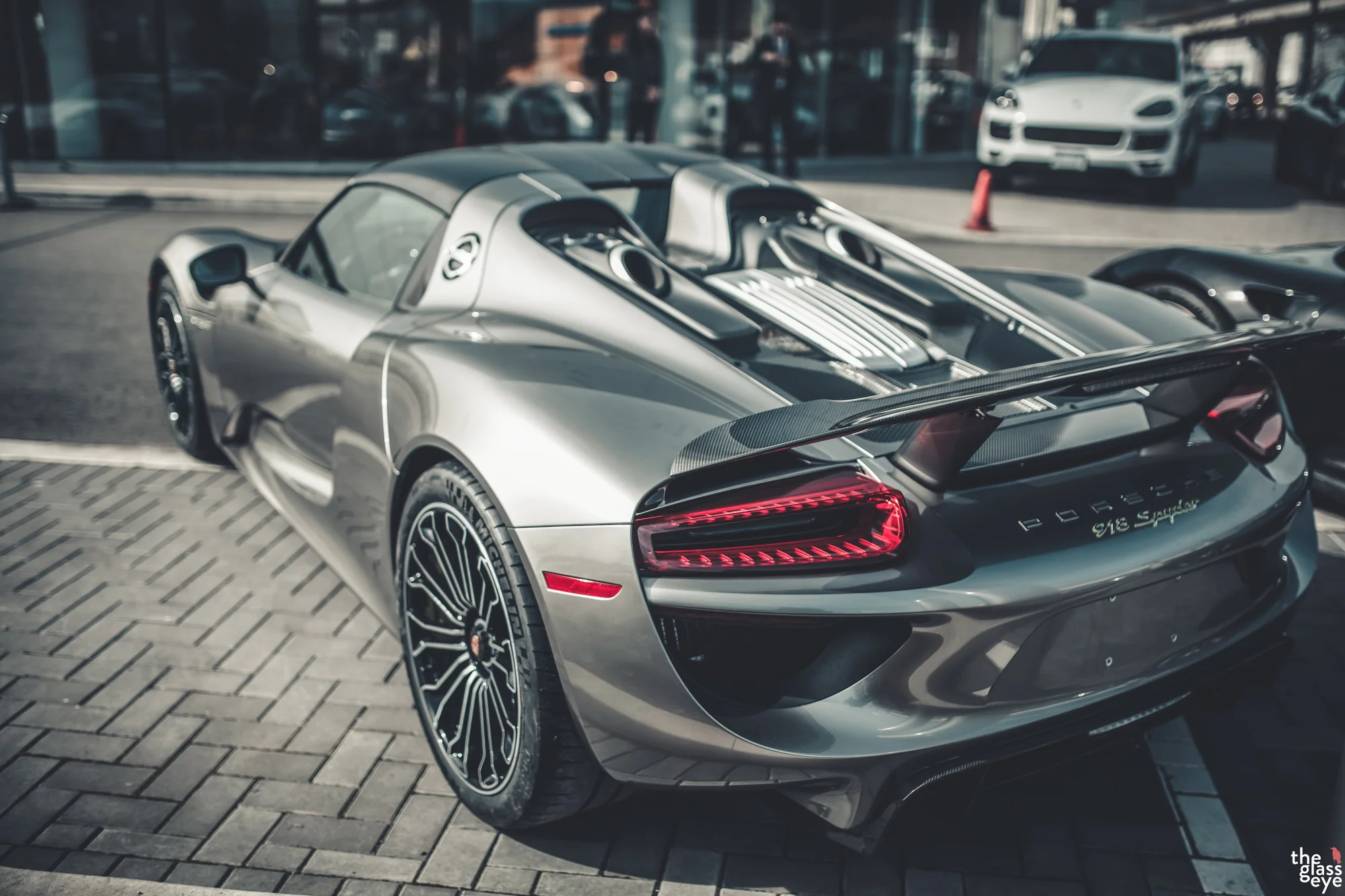 Porsche_Vancouver_918003.jpg