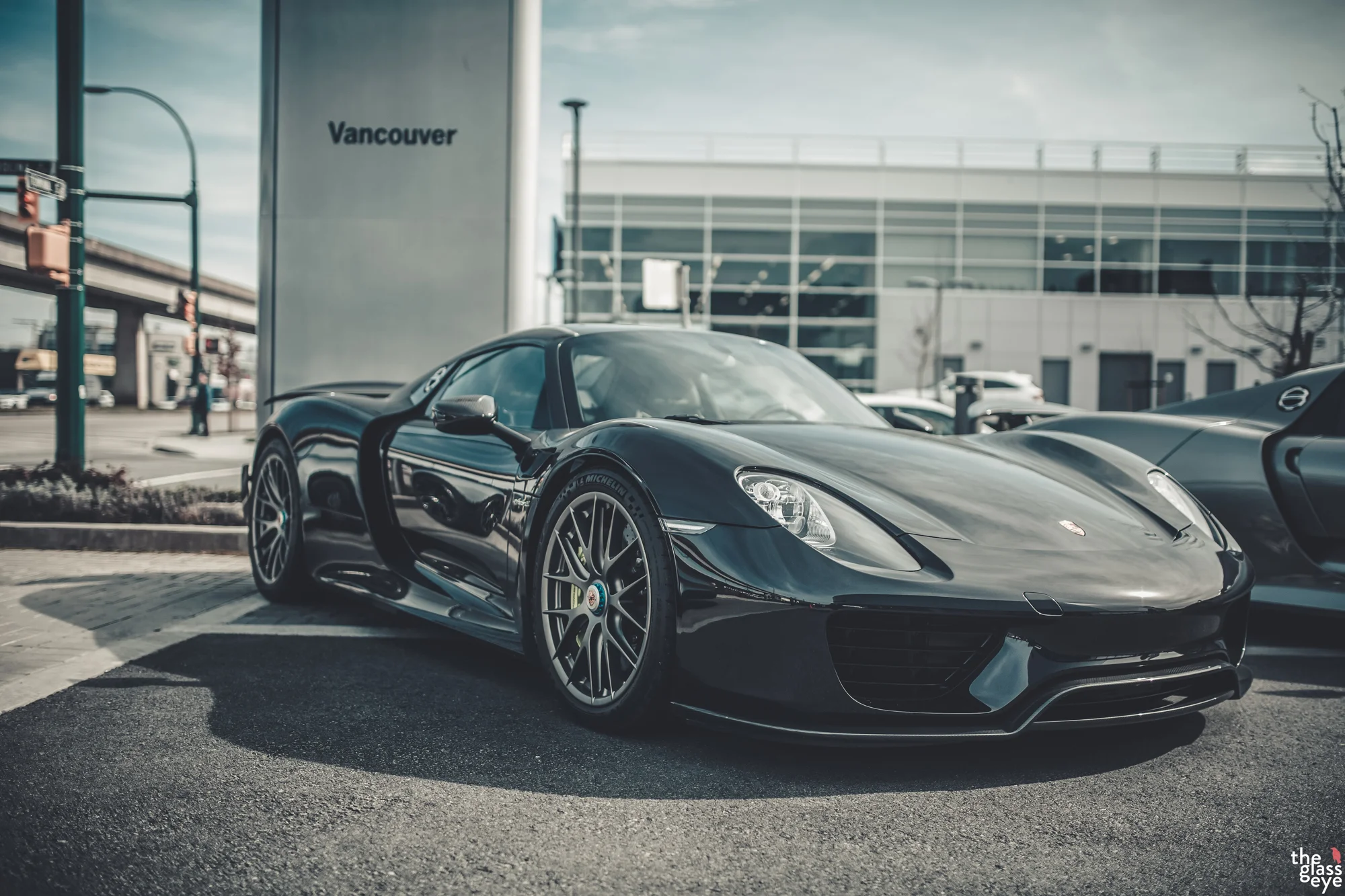 Porsche_Vancouver_918006.jpg