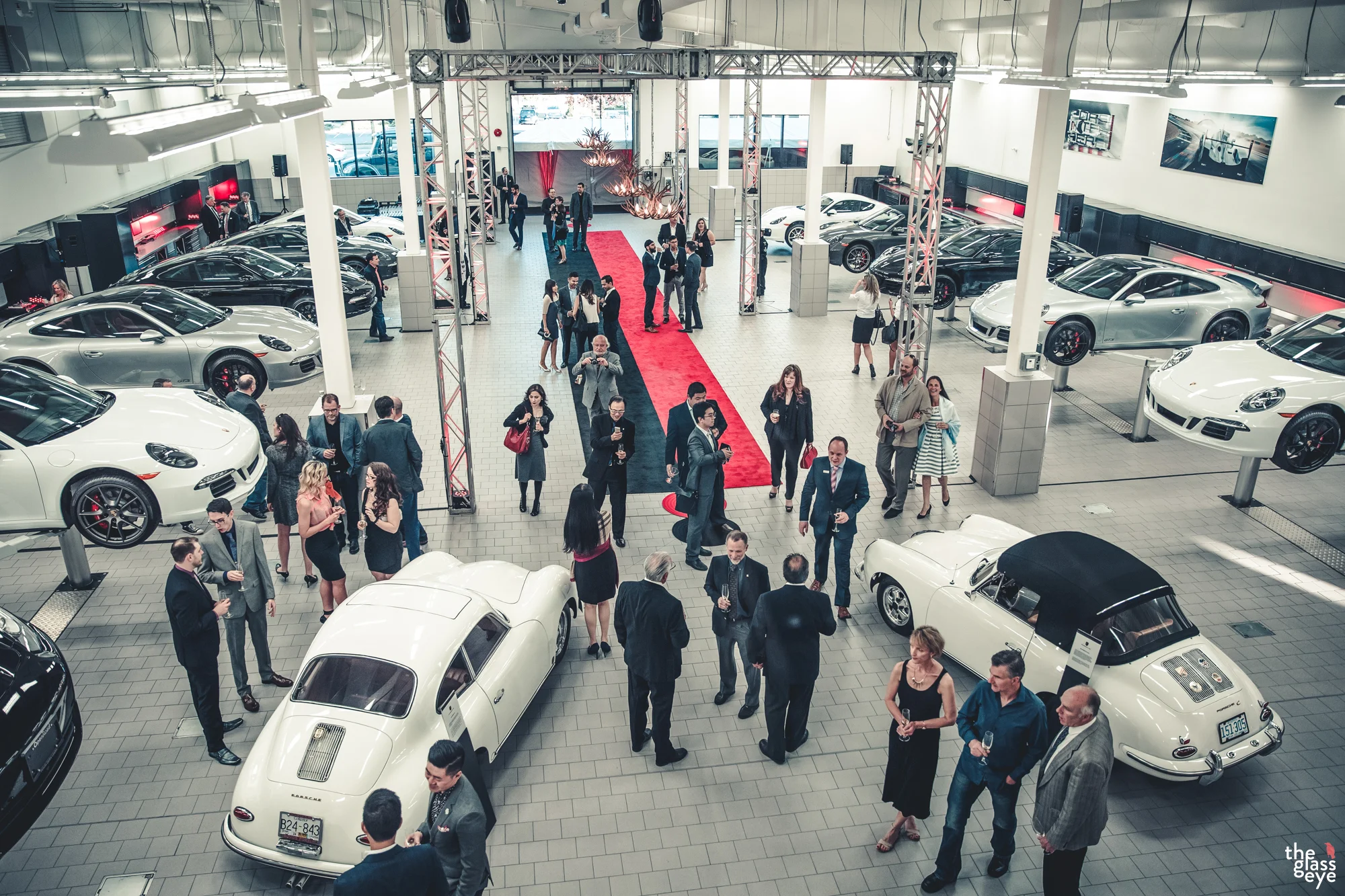 Porsche_Centre_Langley_024.jpg