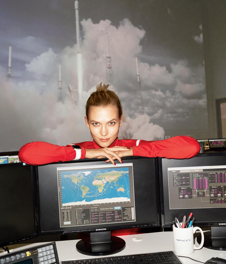 Karlie-Kloss-SpaceX-WSJ-6.jpg