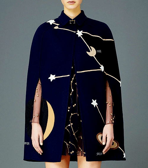 valentino-space-cape.png
