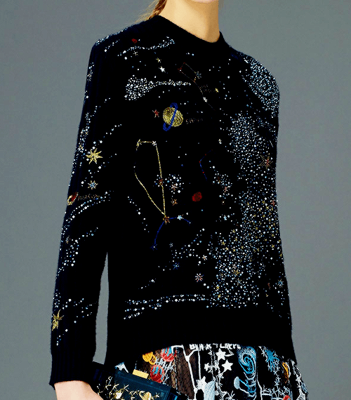 valentino-space-jumper.png