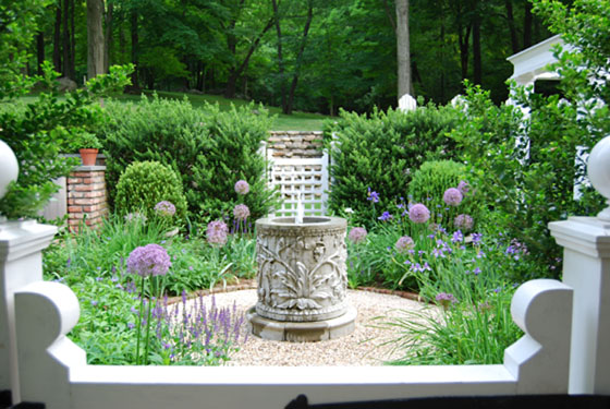 GARDEN OF DESIGNER MICHAEL SCHOELLER