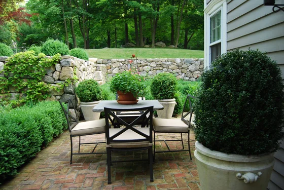 DESIGNER’S GARDEN - Breakfast Terrace