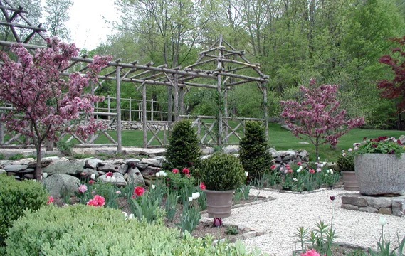 DESIGNER’S GARDEN - Kitchen Garden