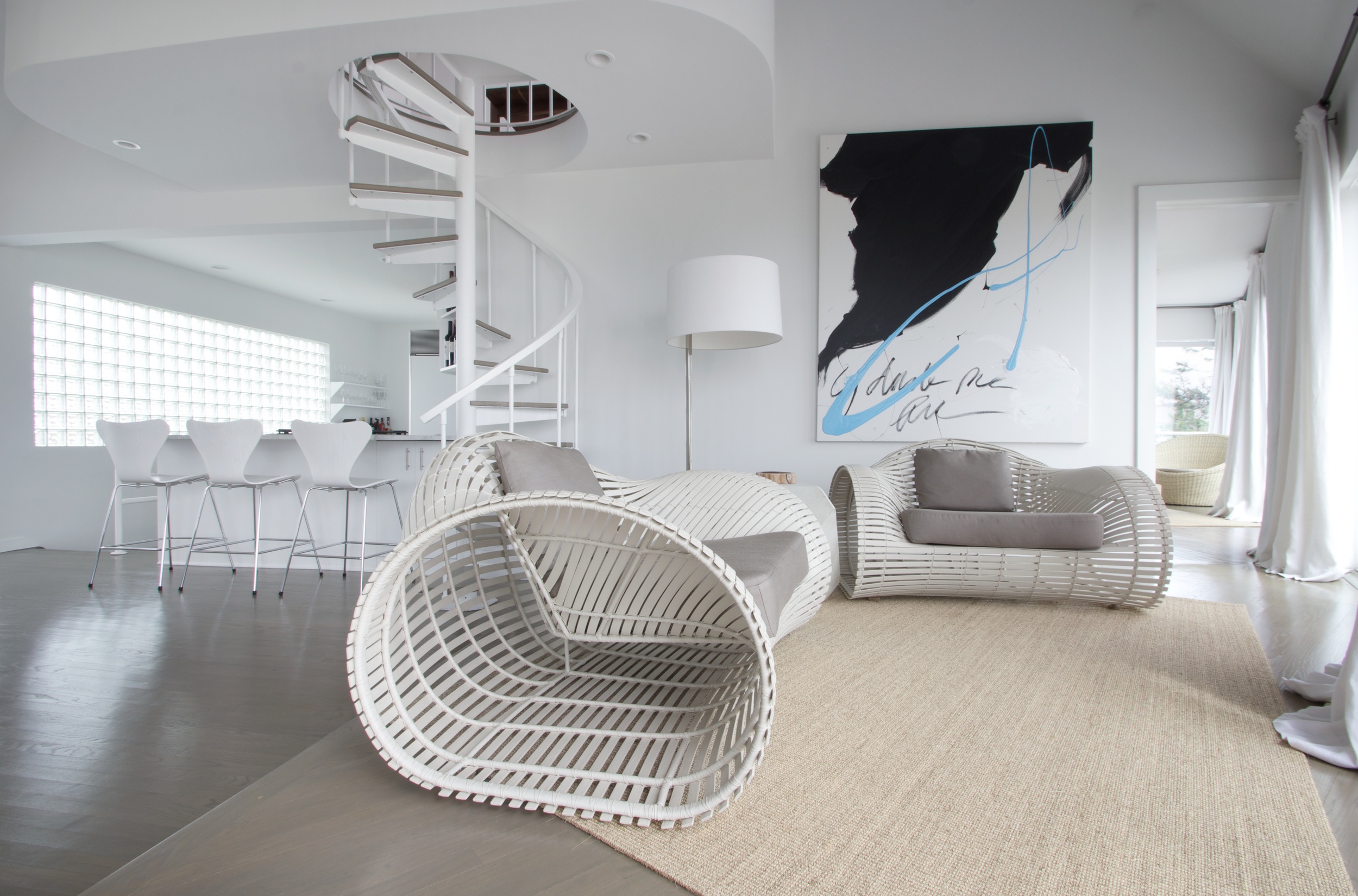 Schoeller + Darling Design - Amagansett Beach House - Kitchen Lounge with Beach view