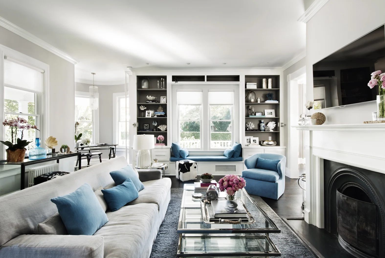 Victorian Rumson Beach Home - LIVINGROOM