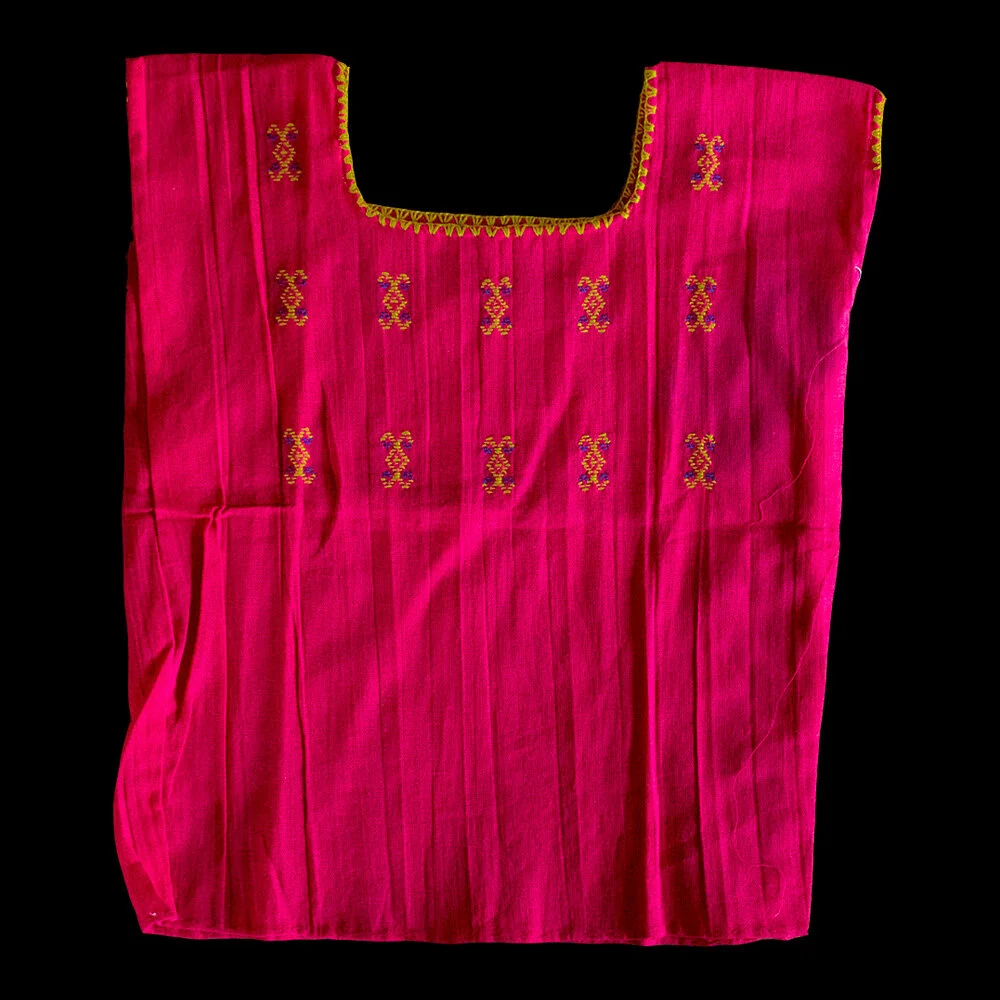 Blusa con bordado para niña