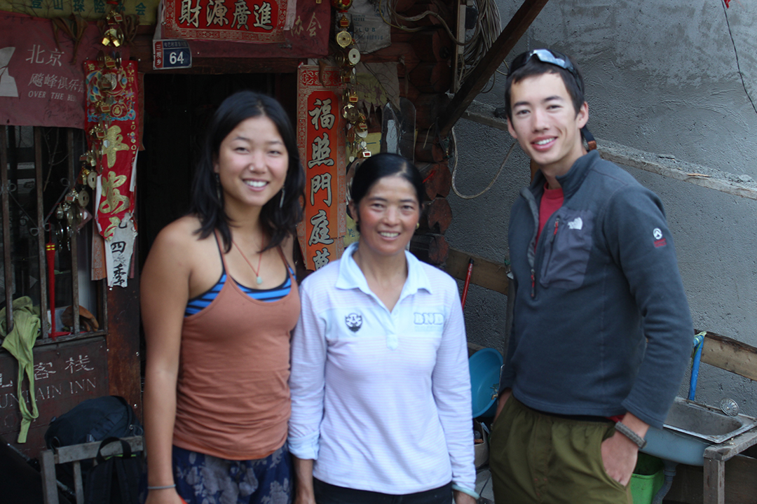 A photo from my first trip to Haba back in 2012. The hostel owner, Yang Xiulan, is pictured in the middle.