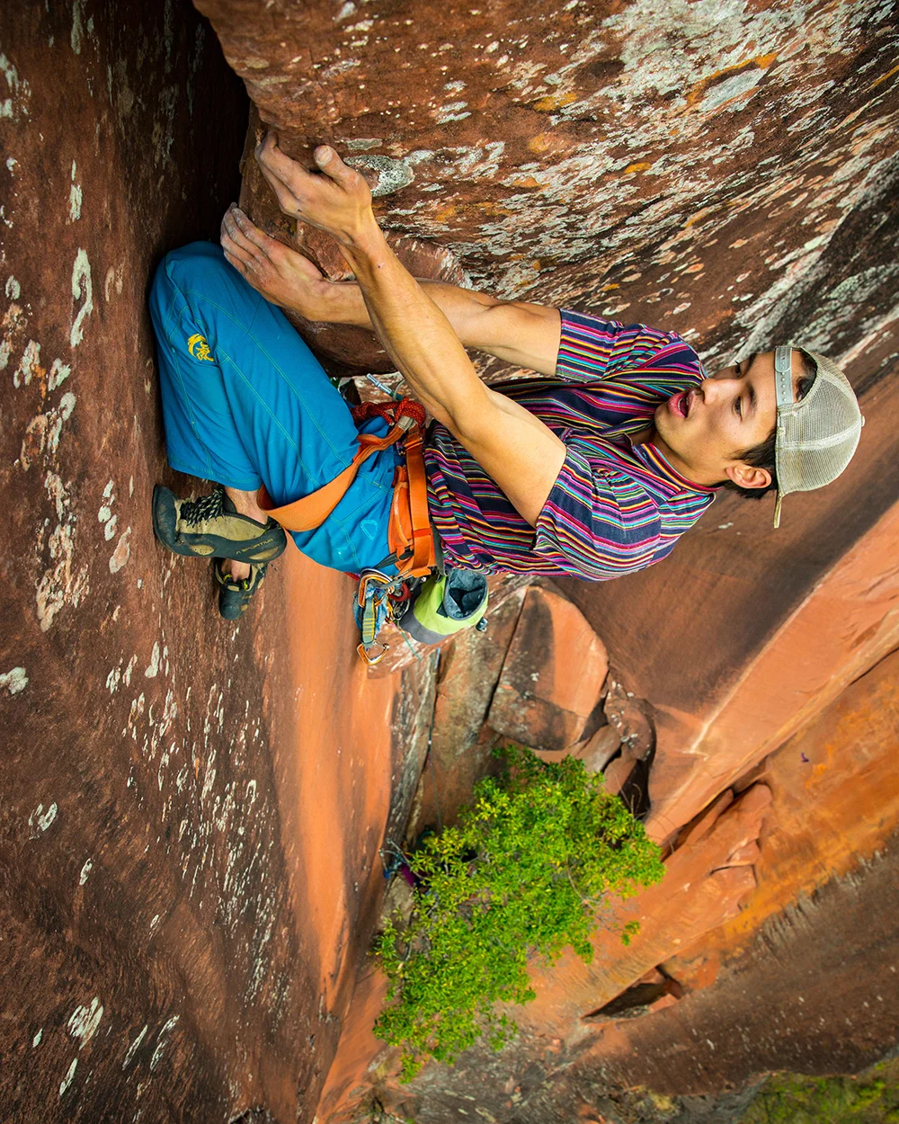 Knee bar at the crux's exit moves. © Irene Yee/Lady Lockoff Photography