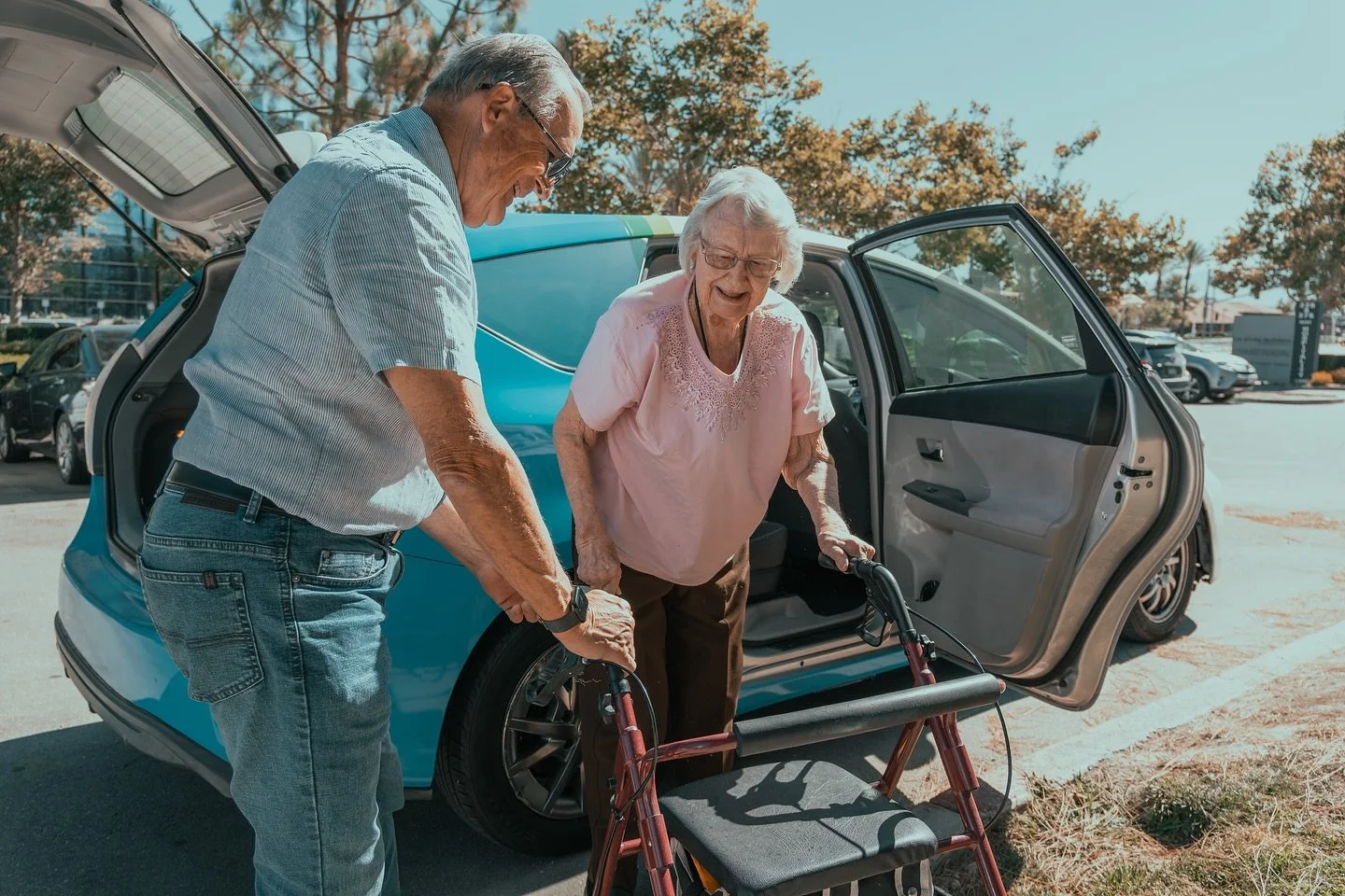Transit is helping you get to here, there, and everywhere you need to be! 🚙💨
.
 If you or anyone you know is in need of a ride, click our &ldquo;Transit&rdquo; link! Picking up and dropping off in our local areas! 🚙
#ministry #nonprofit #volunteer