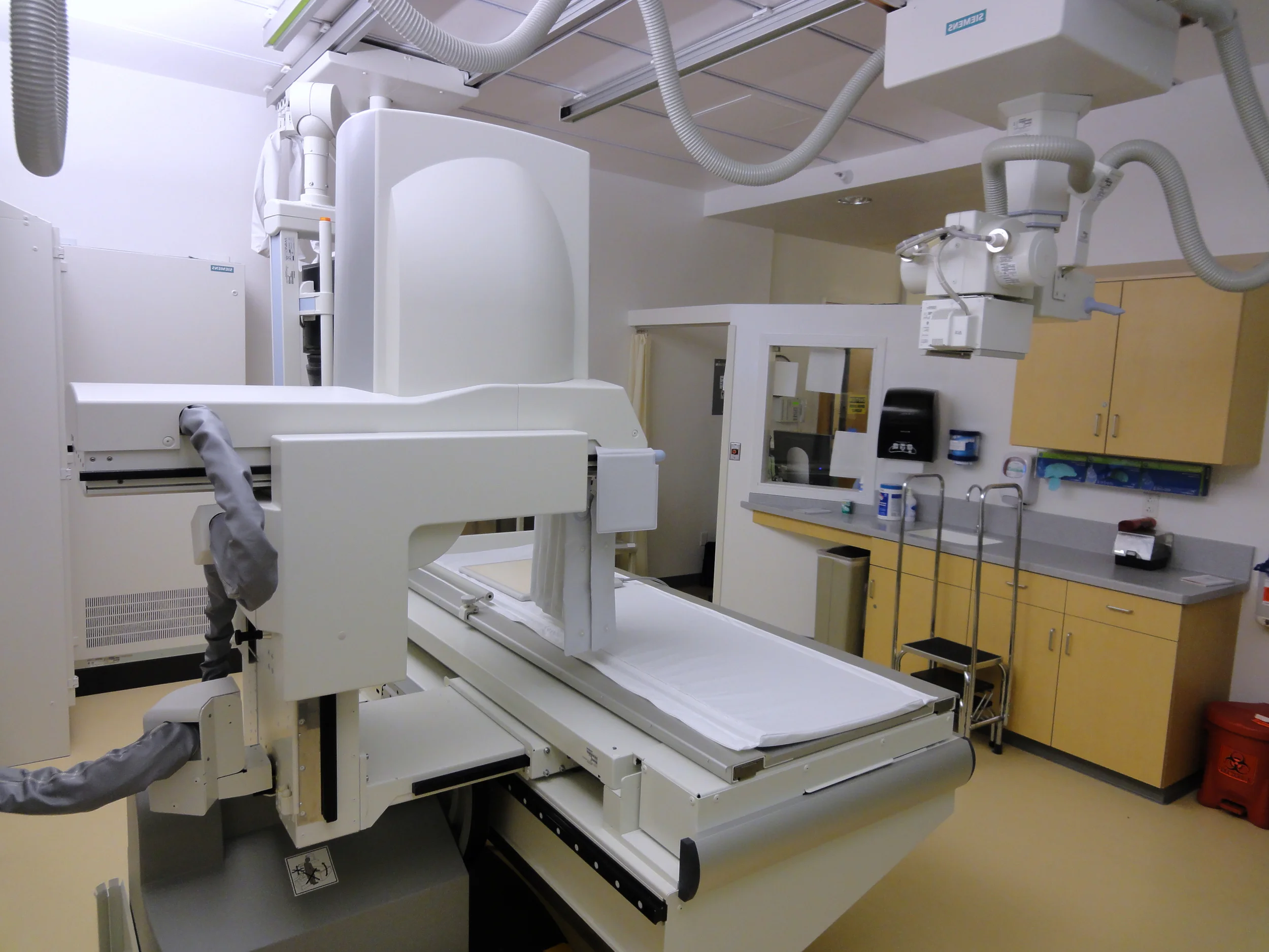 fluoroscopy02.jpg