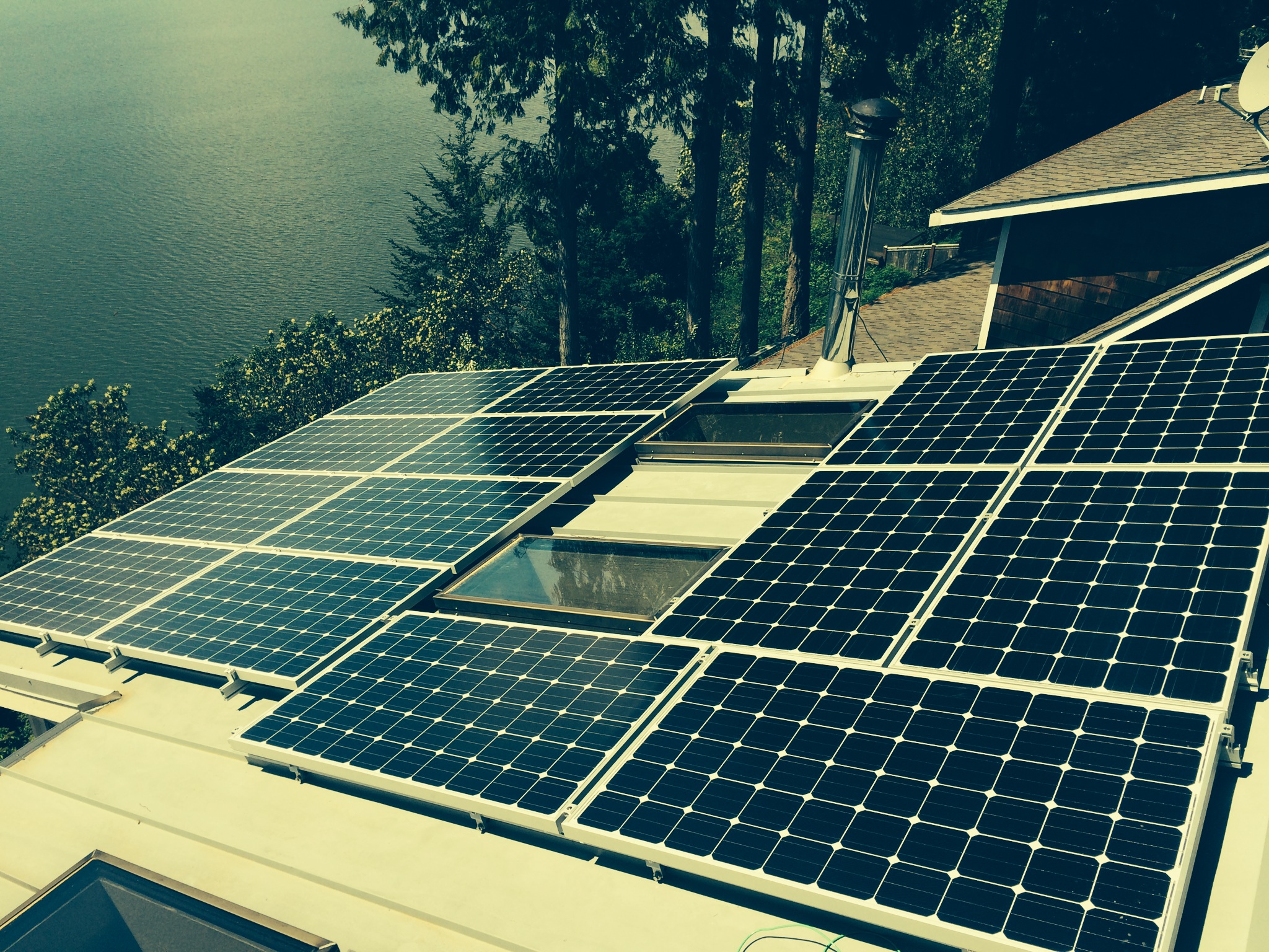 DB-Tulalip 9.2 kW / 34 - Itek 270w Modules / Blue Frog APS Microinverters