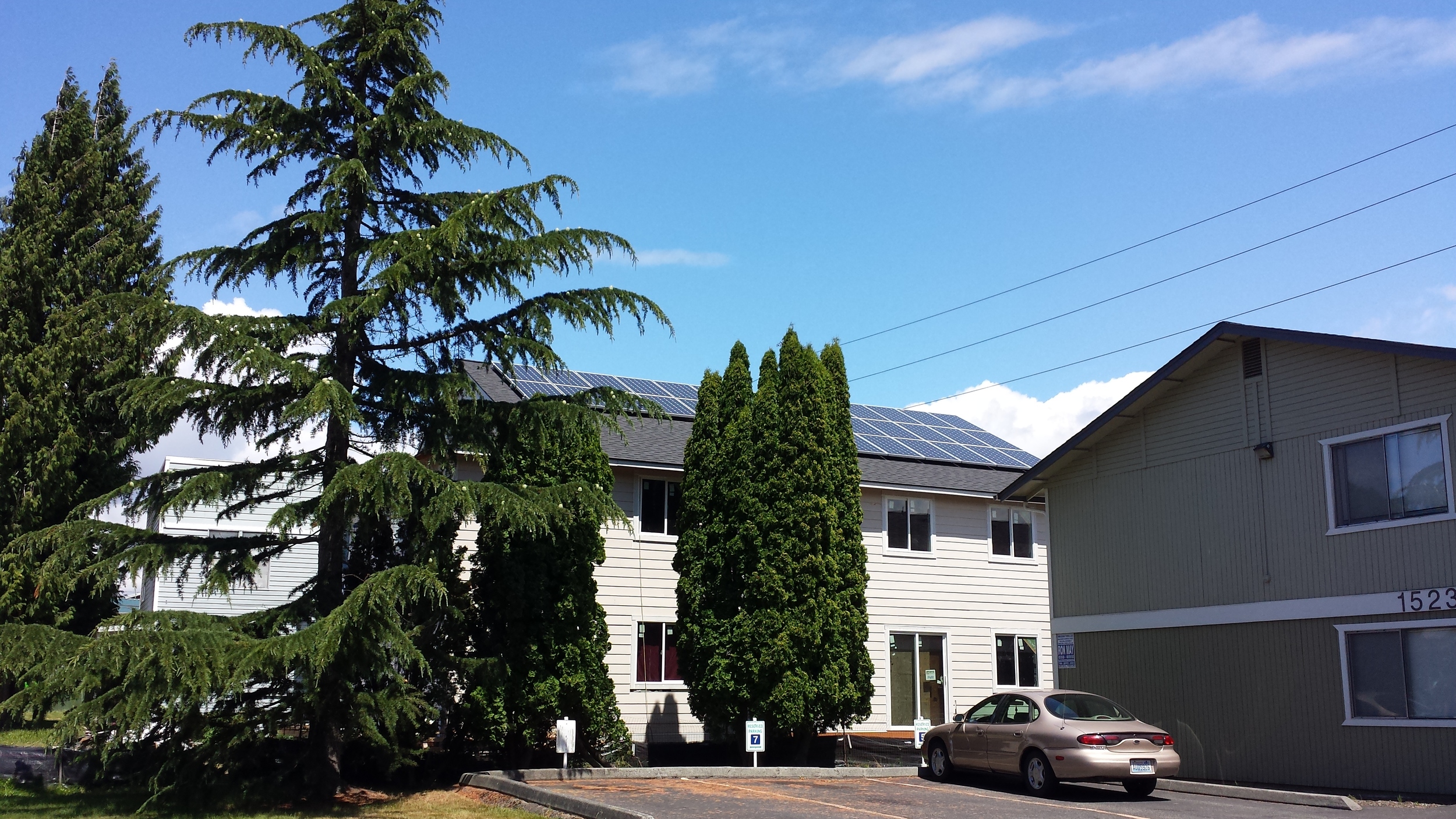 JS-Everett (4-plex) 8.8 kW / 32 - Itek 275w Modules / Blue Frog APS Microinverters