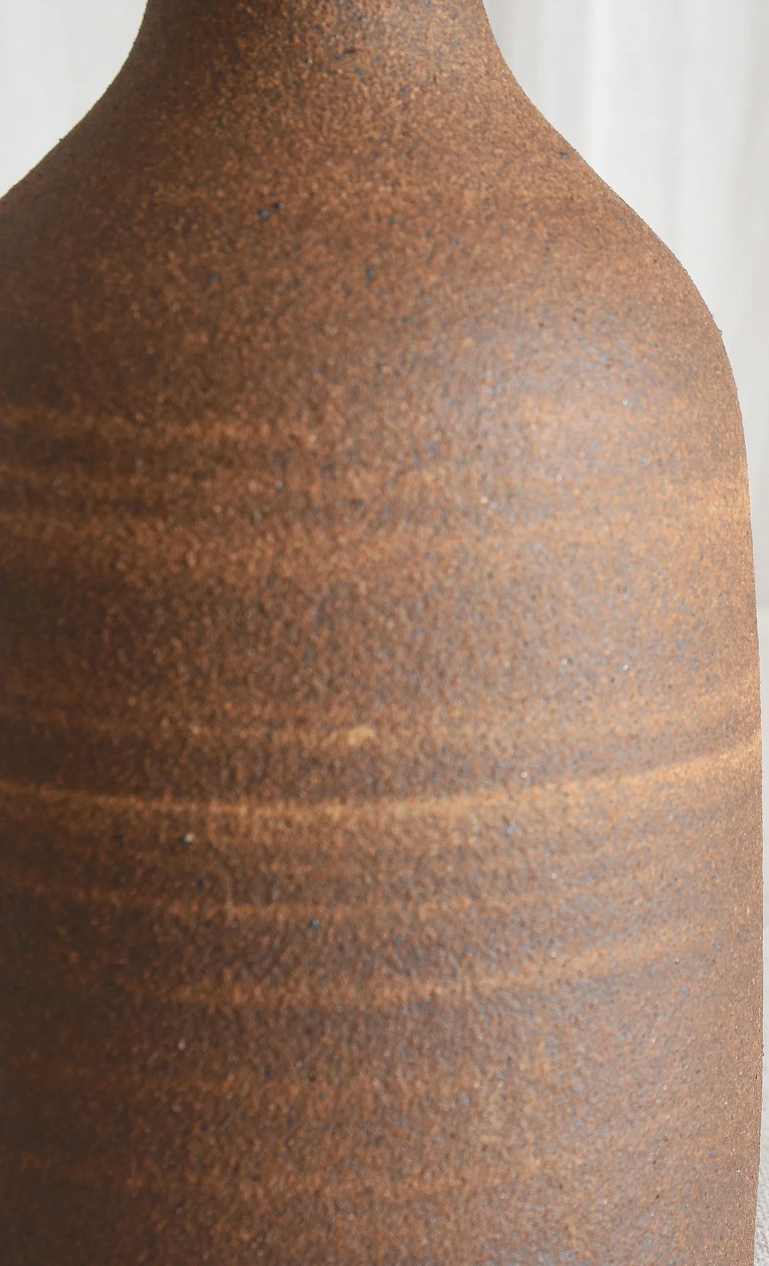 small+dark+marbled+clay+bottle+lamp+deet.webp