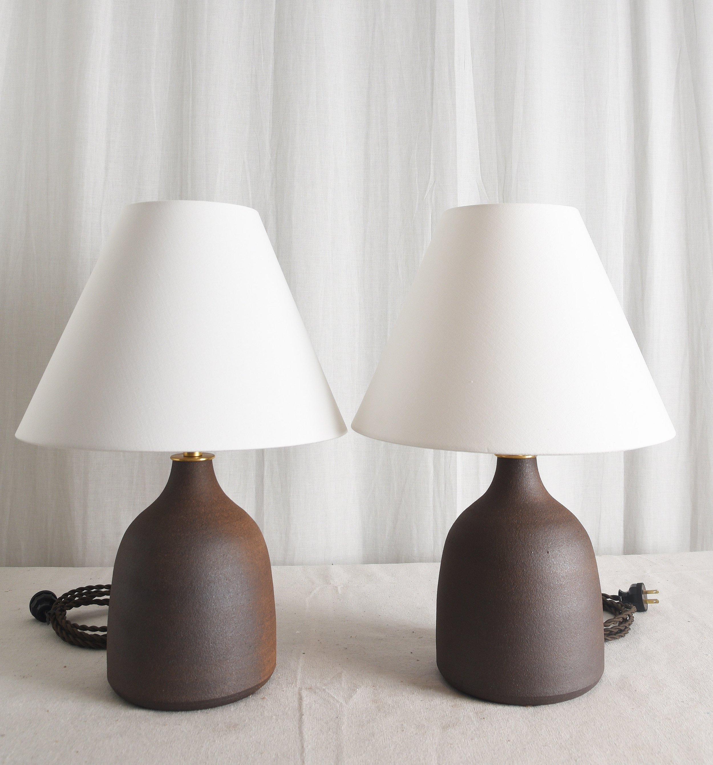 DARK RAW CLAY WIDE BOTTLE LAMPS