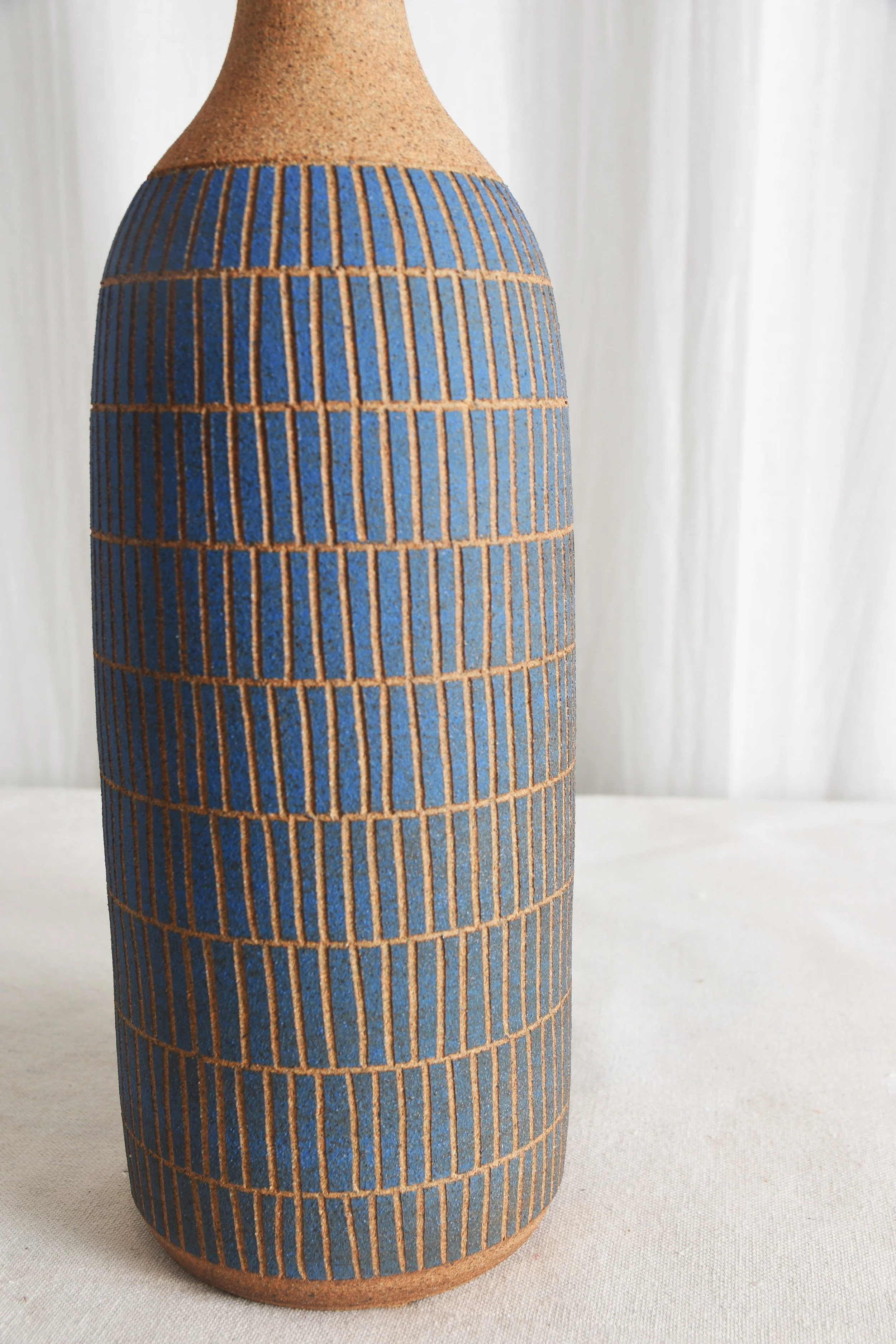 tall blue tile lamp deet.jpg