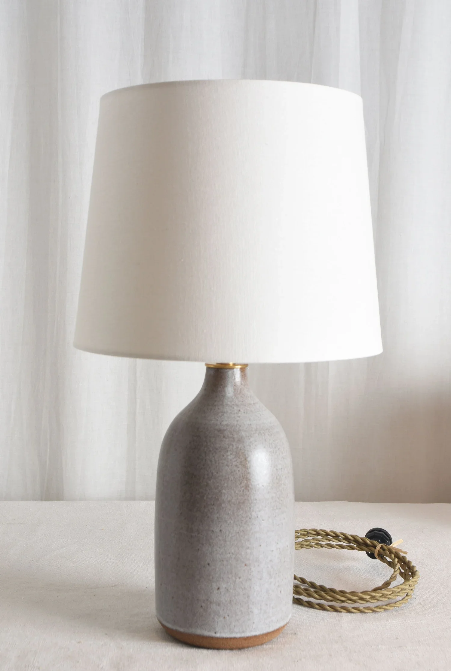 satin+natural+white+bottle.webp