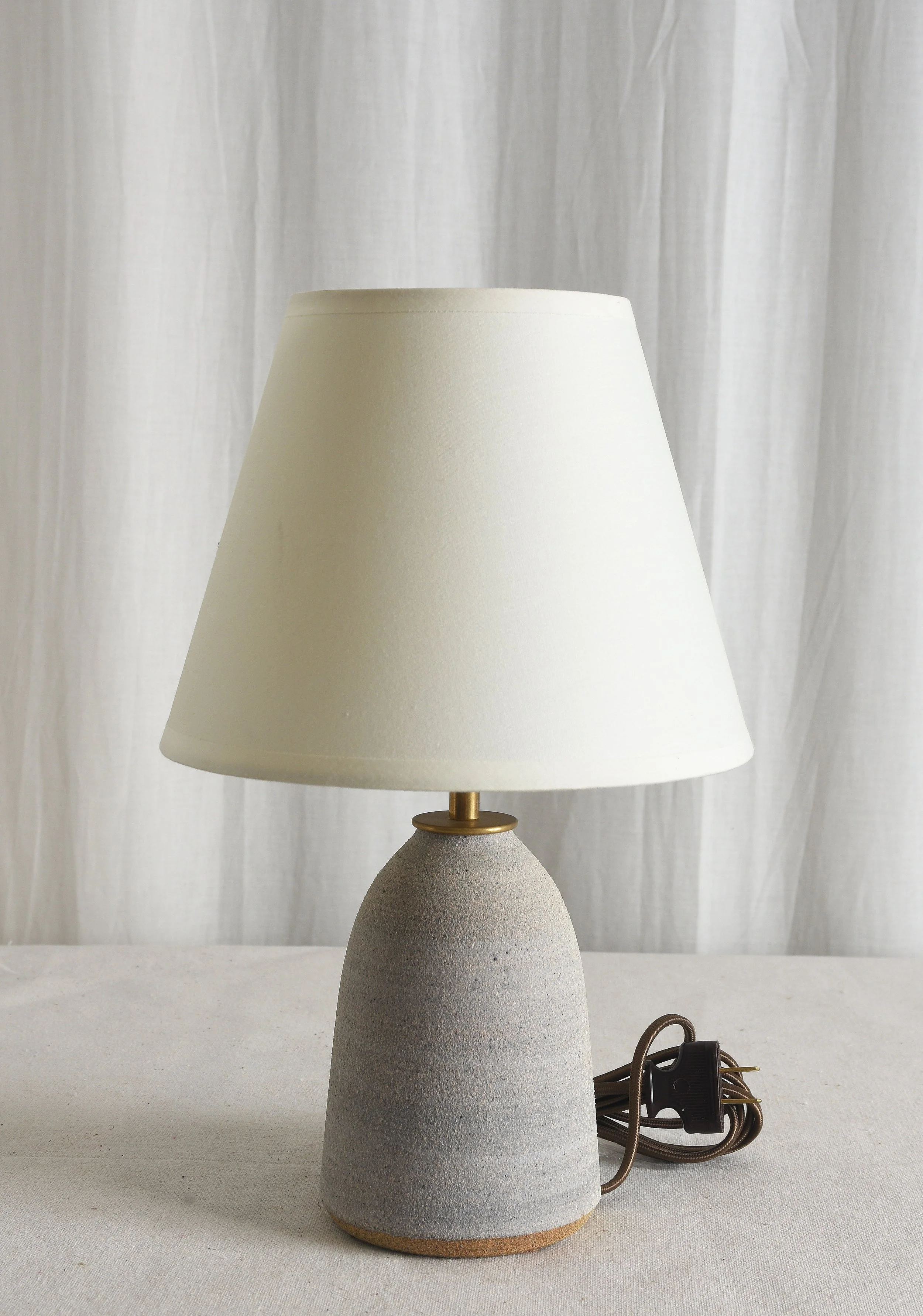 XS GREY SAND LAMP