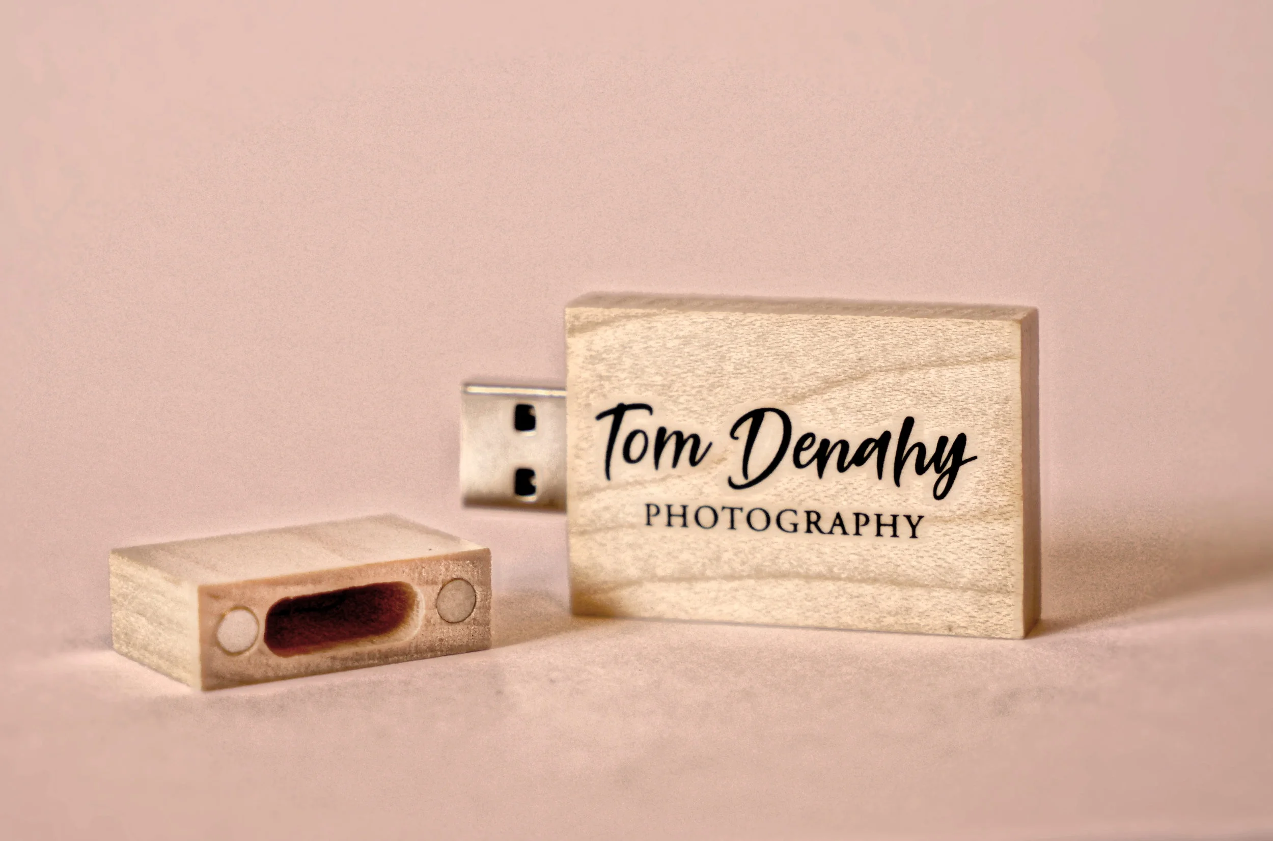 All your precious photos will be stored on your own Flashdrive