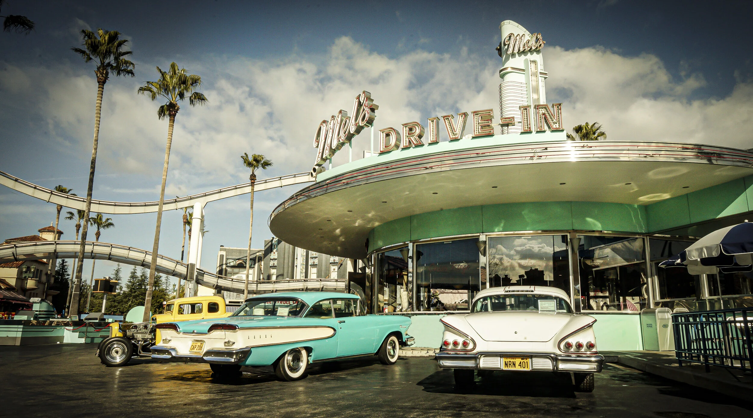 Mel's Drive In.jpg
