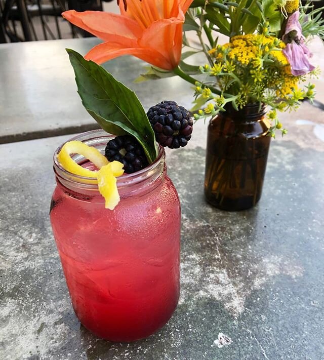 Sue has done it again...
Blackberry basil lemonade
Call to order!