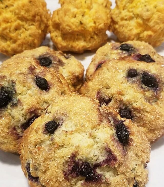 Today from the bakery:
Blueberry lemon biscuits
Cheddar chive biscuits
Cherry almond coffeecake
Carrot cake
Cinnamon rolls
Cheddar chive biscuits
Gf zucchini bread 
Banana bread 
Vanilla bean mallows 
Call to order!!
7858431110/7858431149