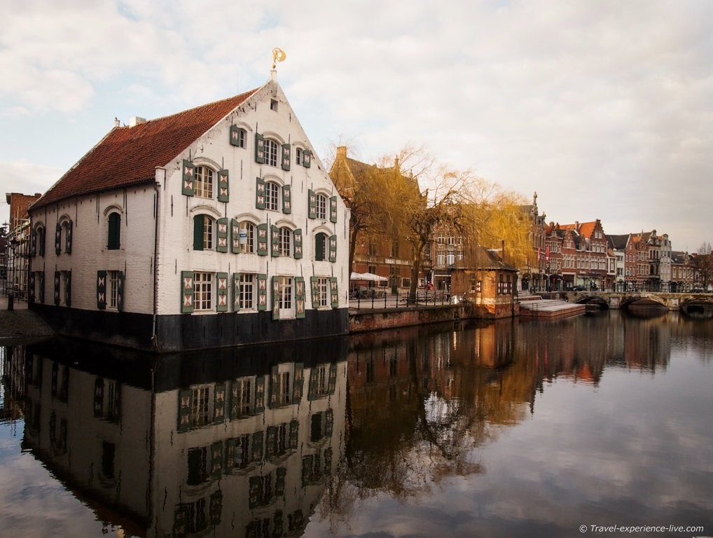 An old medieval house alongside a canal in the small town of Lier.
