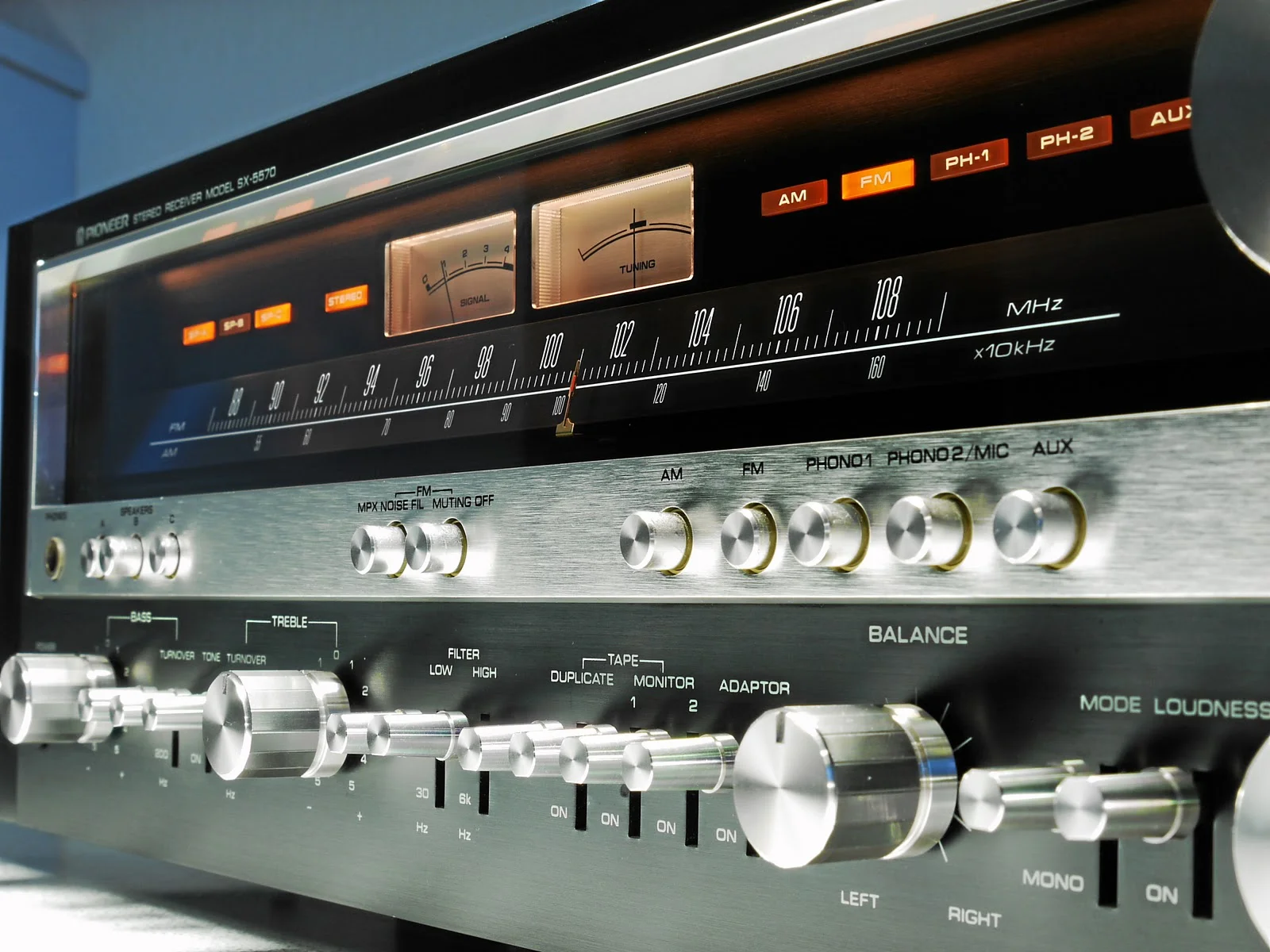 Pioneer-SX-5570-Stereo-Receiver-2.jpg