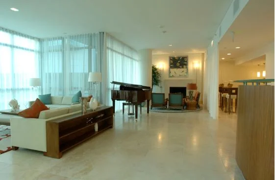 The Cove - Lobby - 1.JPG