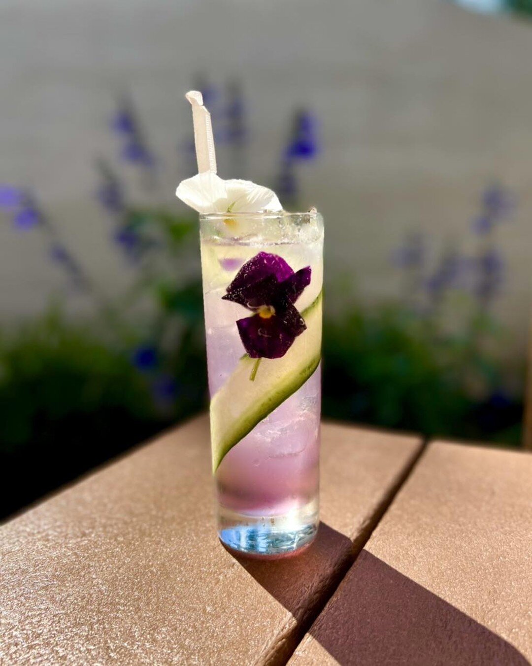 Our Answer To This Heat Is A Lavender Gin Soda 🌸 

Always Serving Fresh Juices, Fresh Fruits, And No Shortcuts! 🥒 

Pheatery.com/reserve