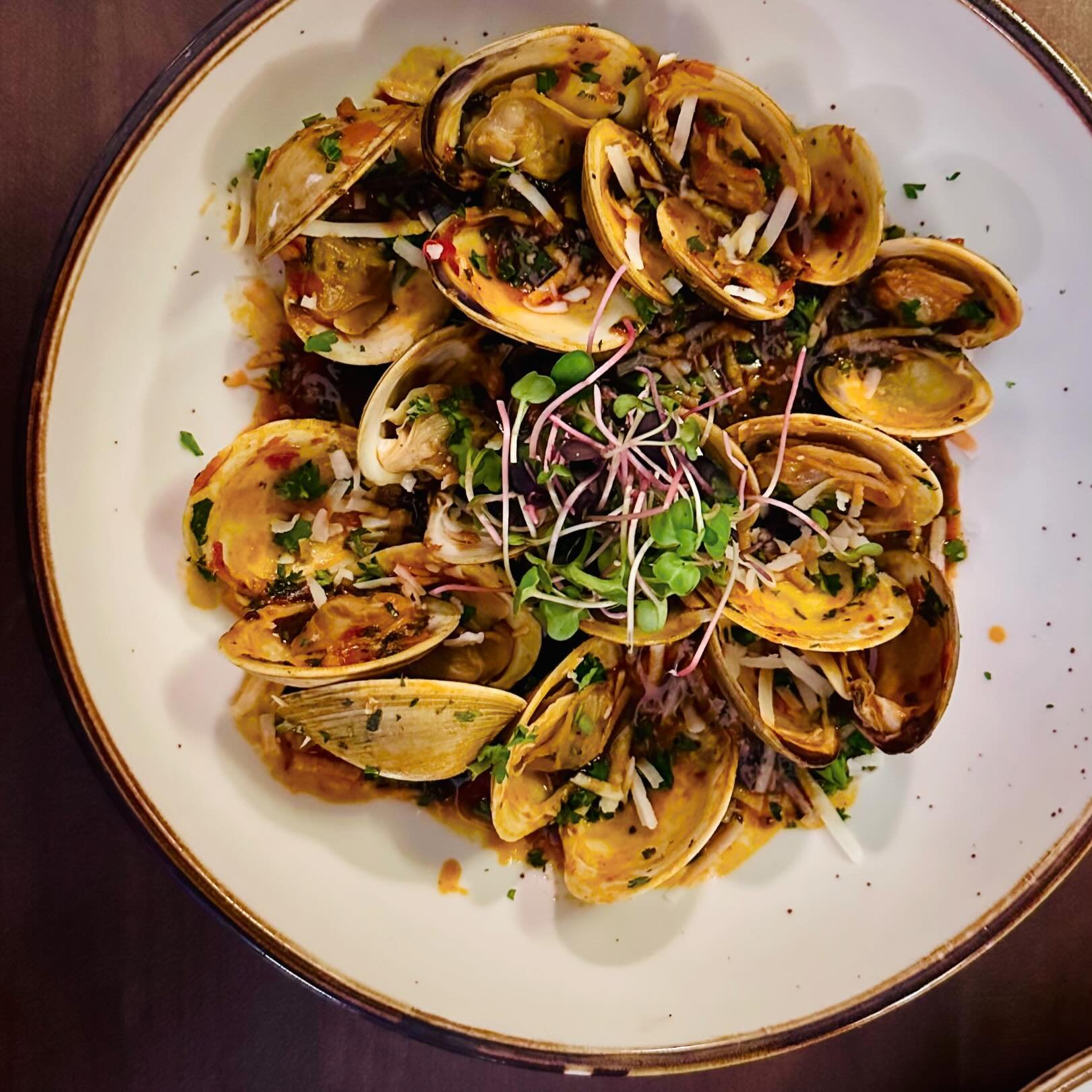 Dive into Tuesday nights at Powerhouse Eatery! 🍽️💥 Enjoy our $1 Clam Night paired with $1 domestic drafts 🍺. 

🗓️ Every Tuesday from 4-9 PM