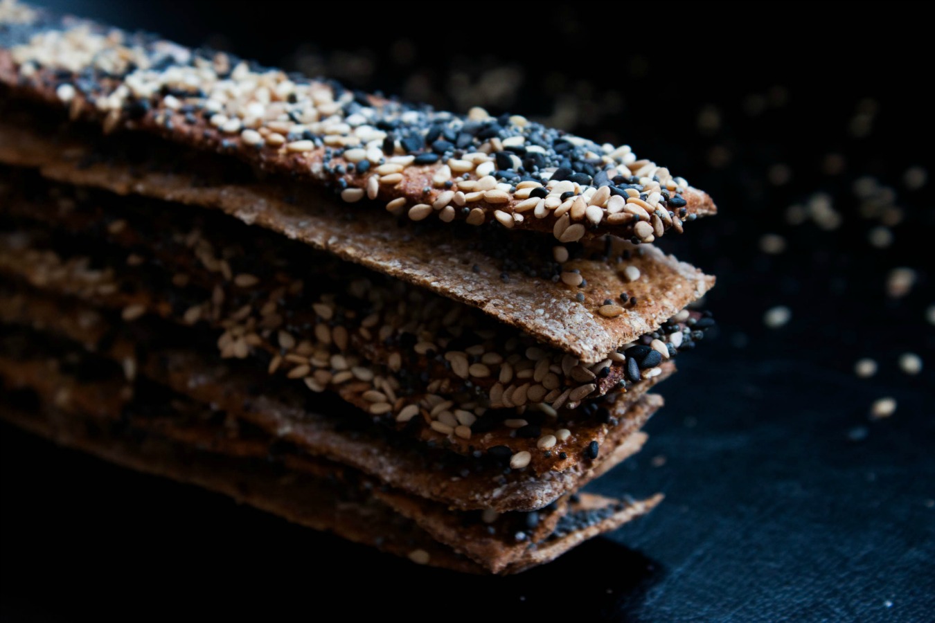 seed crispbread :: my blue&white kitchen