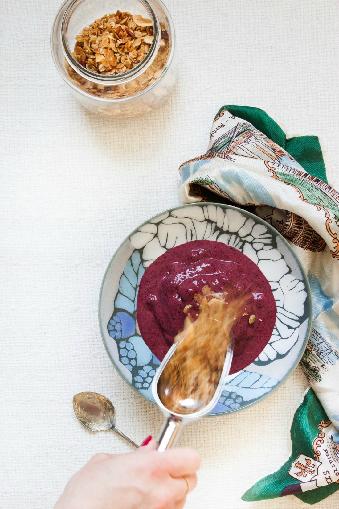 Frozen Bilberry Cardamom Yogurt | my blue&white kitchen