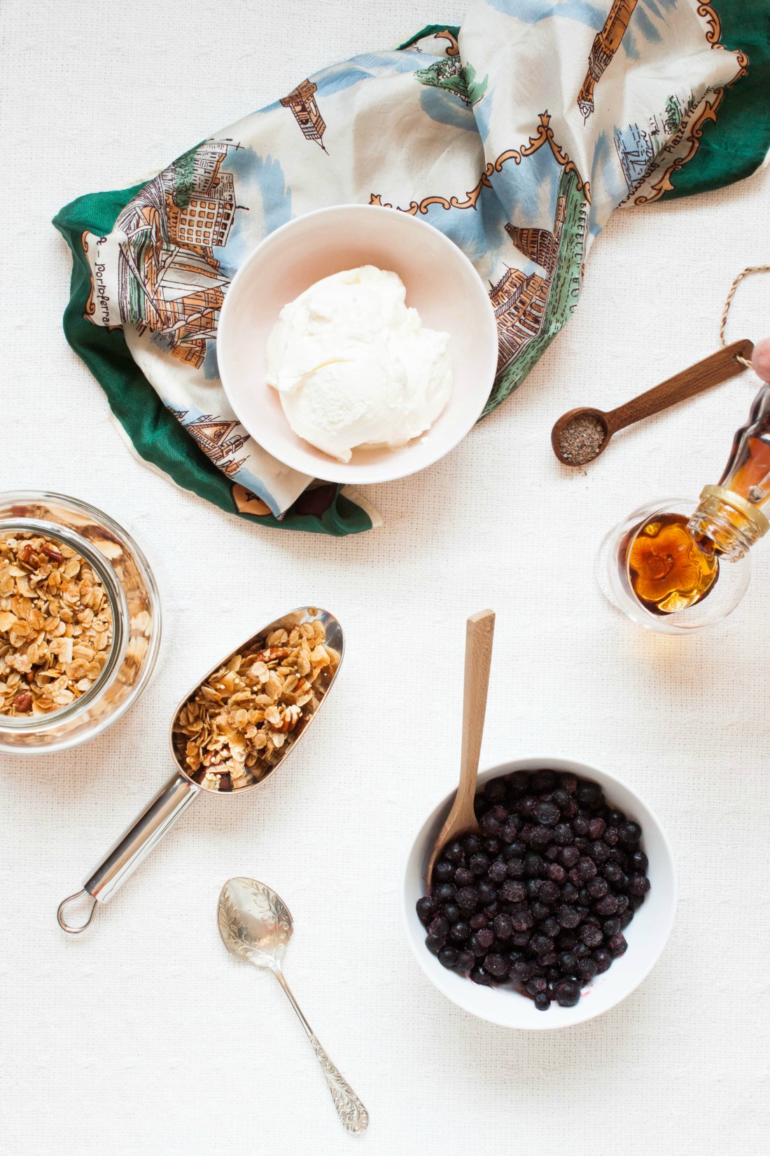 Frozen Bilberry Cardamom Yogurt | my blue&white kitchen