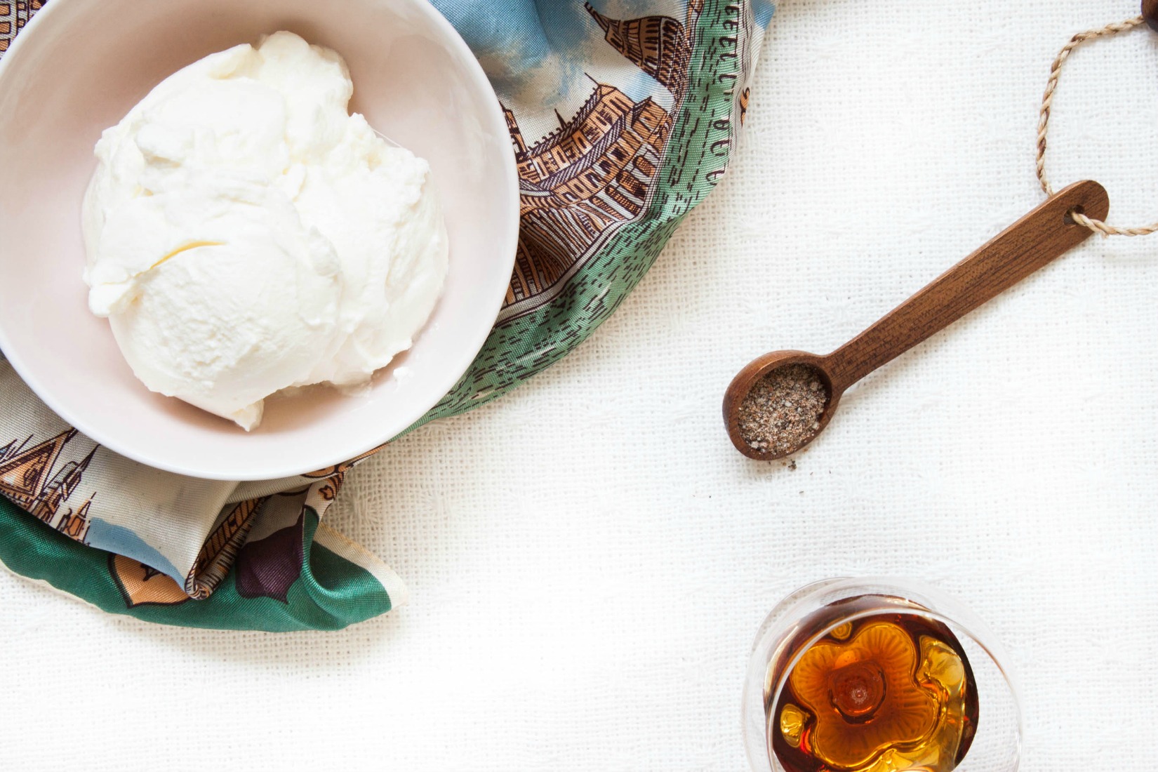Frozen Bilberry Cardamom Yogurt | my blue&white kitchen
