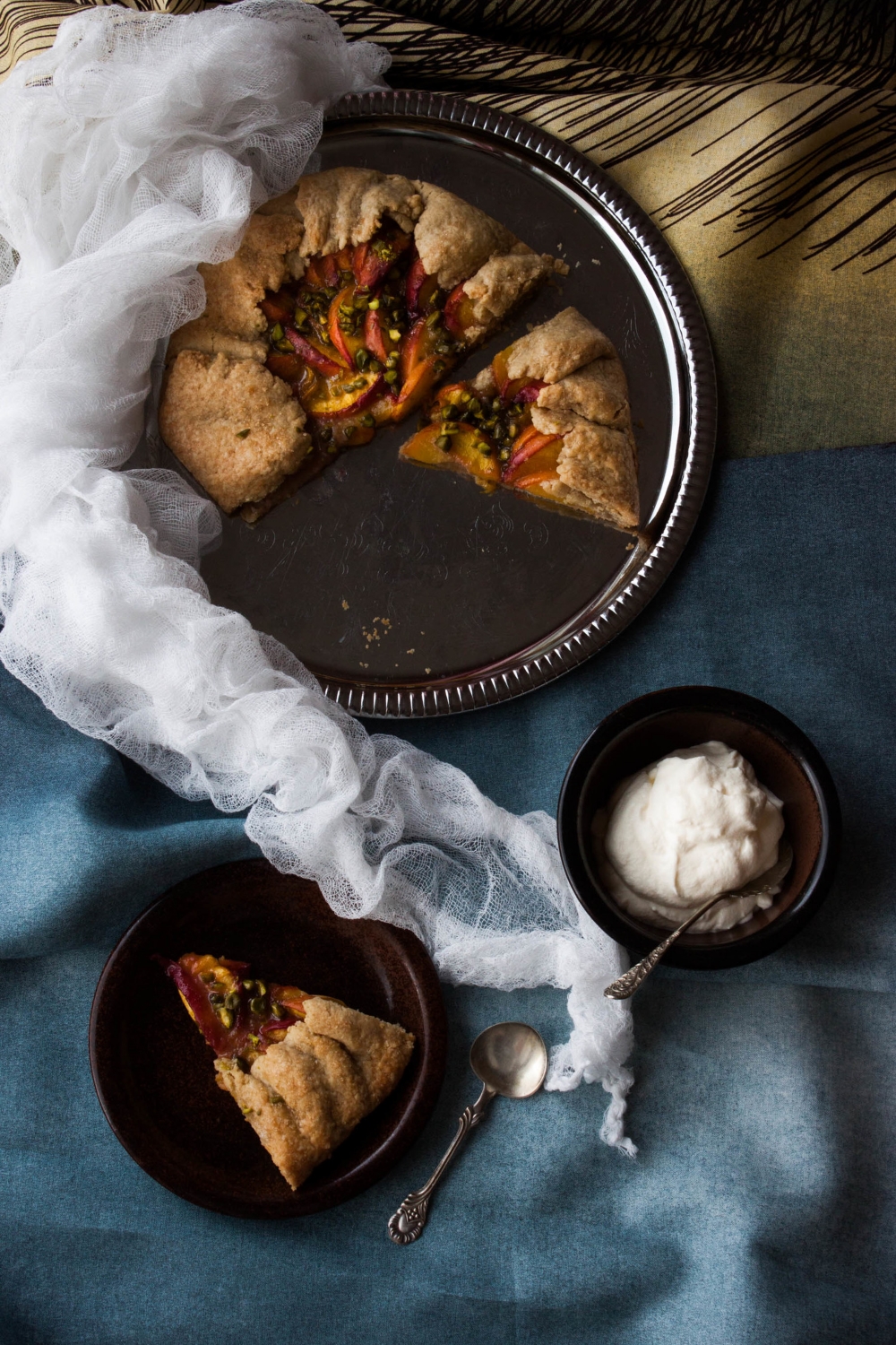 Rustic Peach Galette | my blue&white kitchen