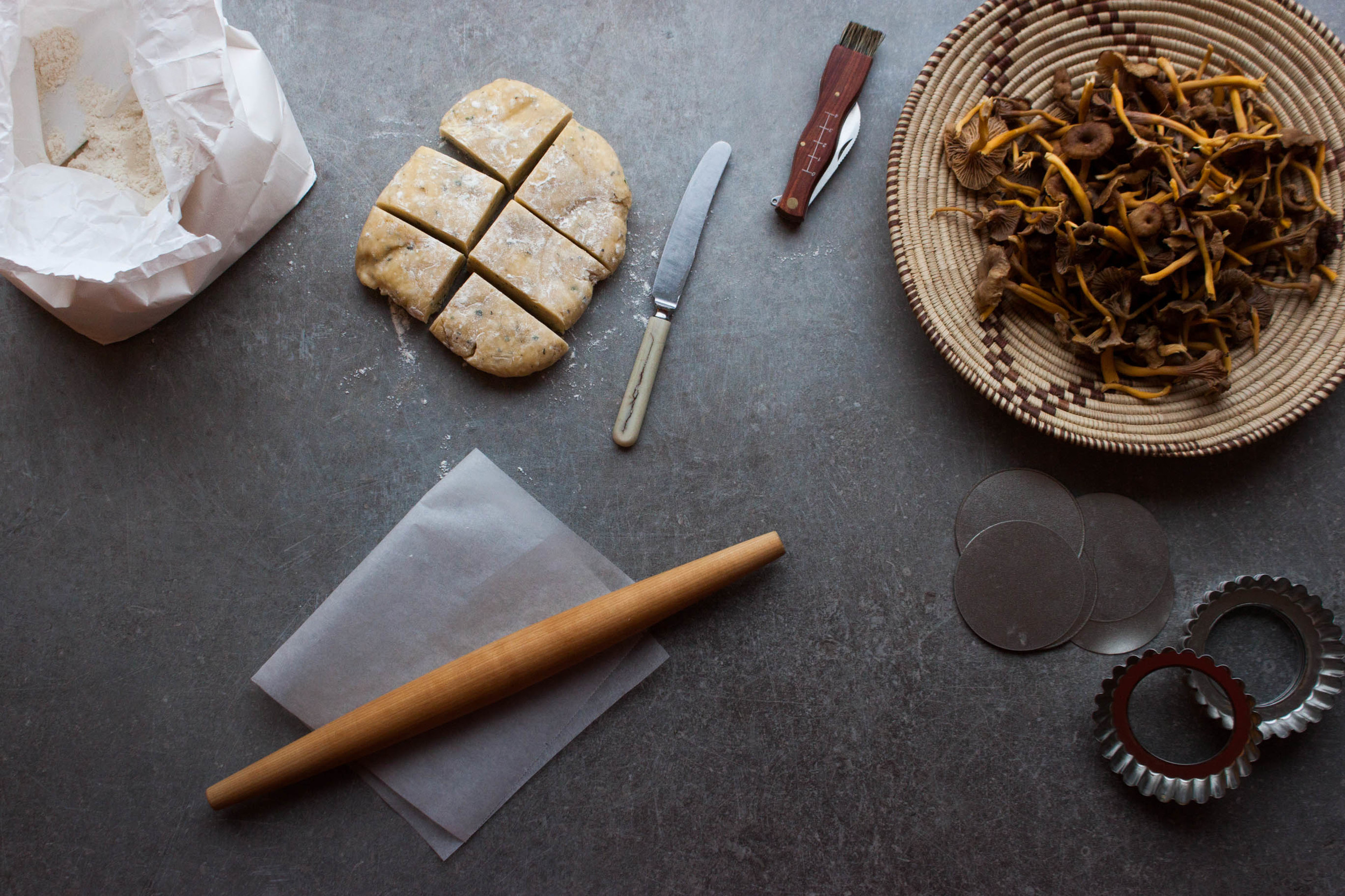 Funnel Chanterelle Tartlets | My Blue&White Kitchen
