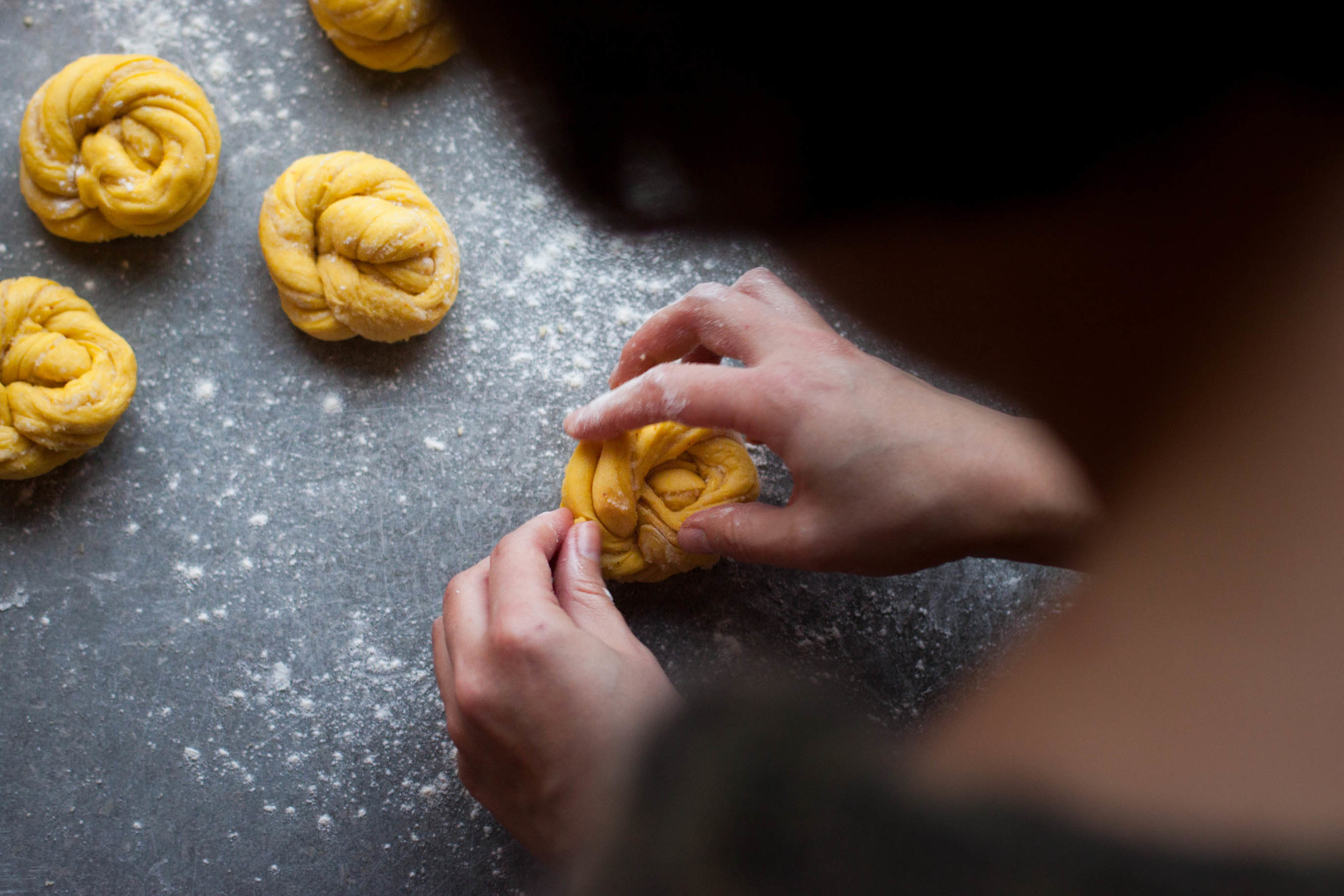 Saffron Knots with Orange Almond Filling | My Blue&White Kitchen