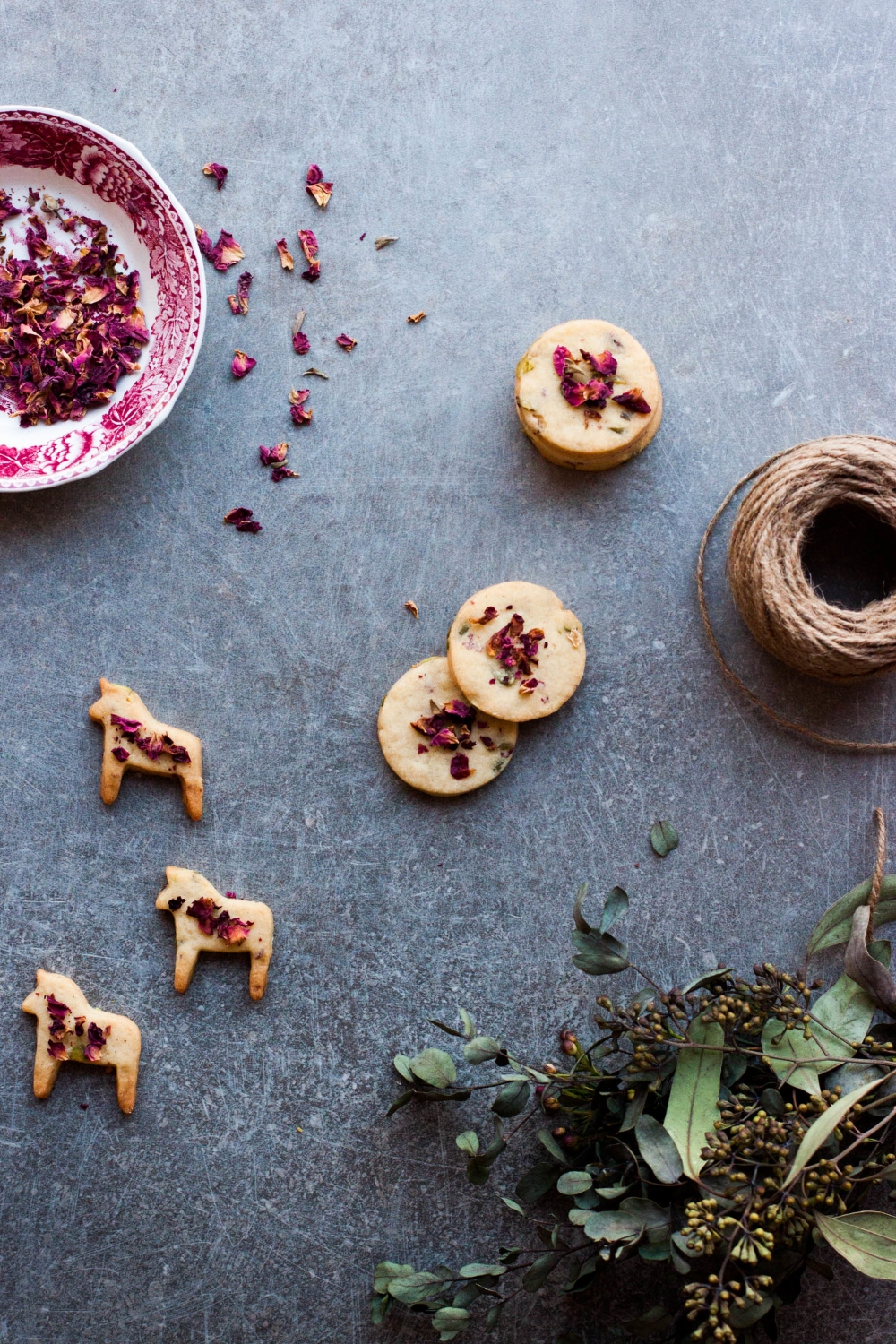 Rose Pistachio Shortbread | My Blue&White Kitchen