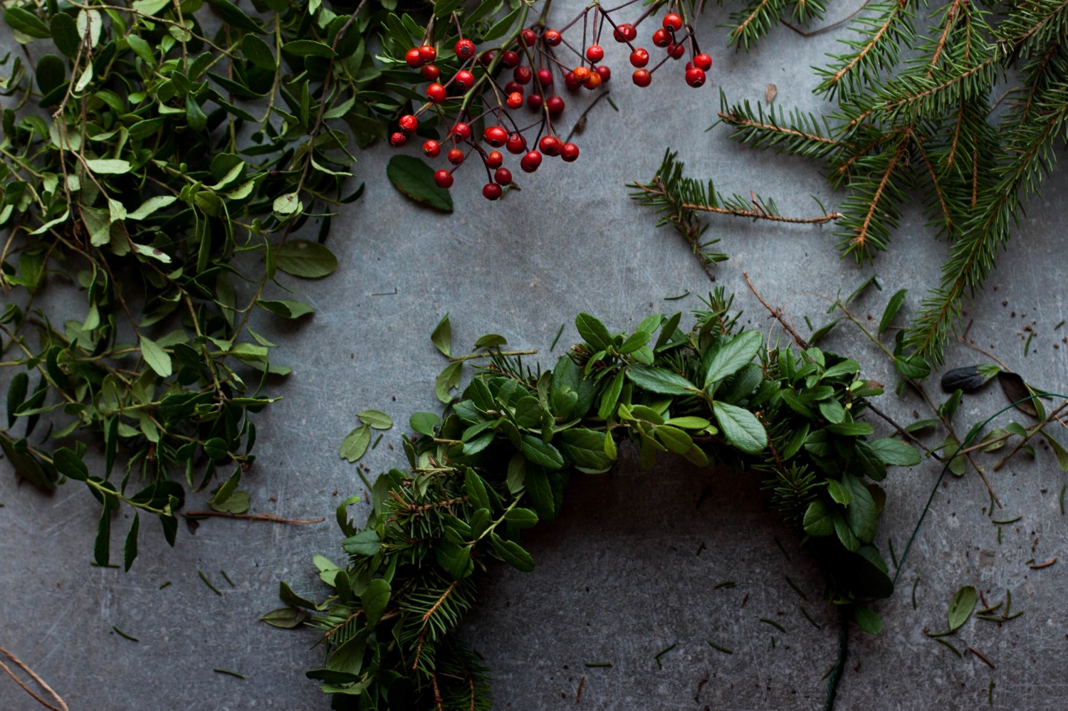 Wreath Making | My Blue&White Kitchen