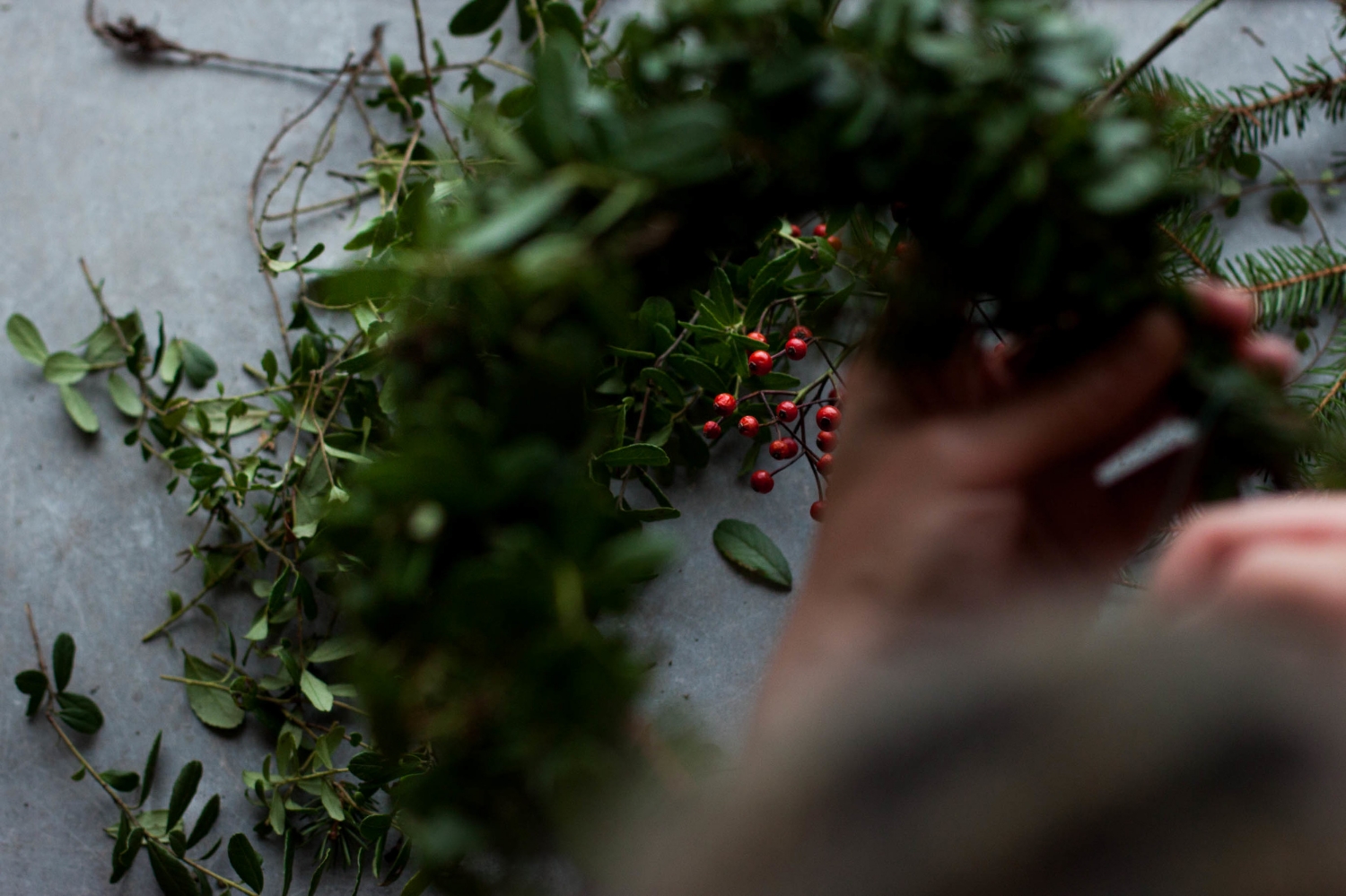 Wreath Making | My Blue&White Kitchen