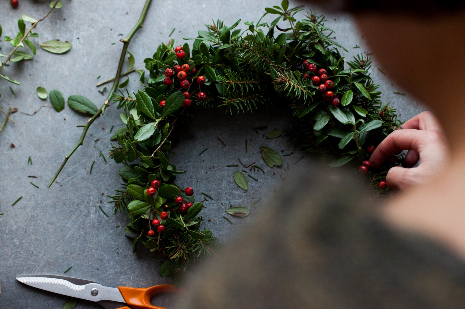 Wreath Making | My Blue&White Kitchen